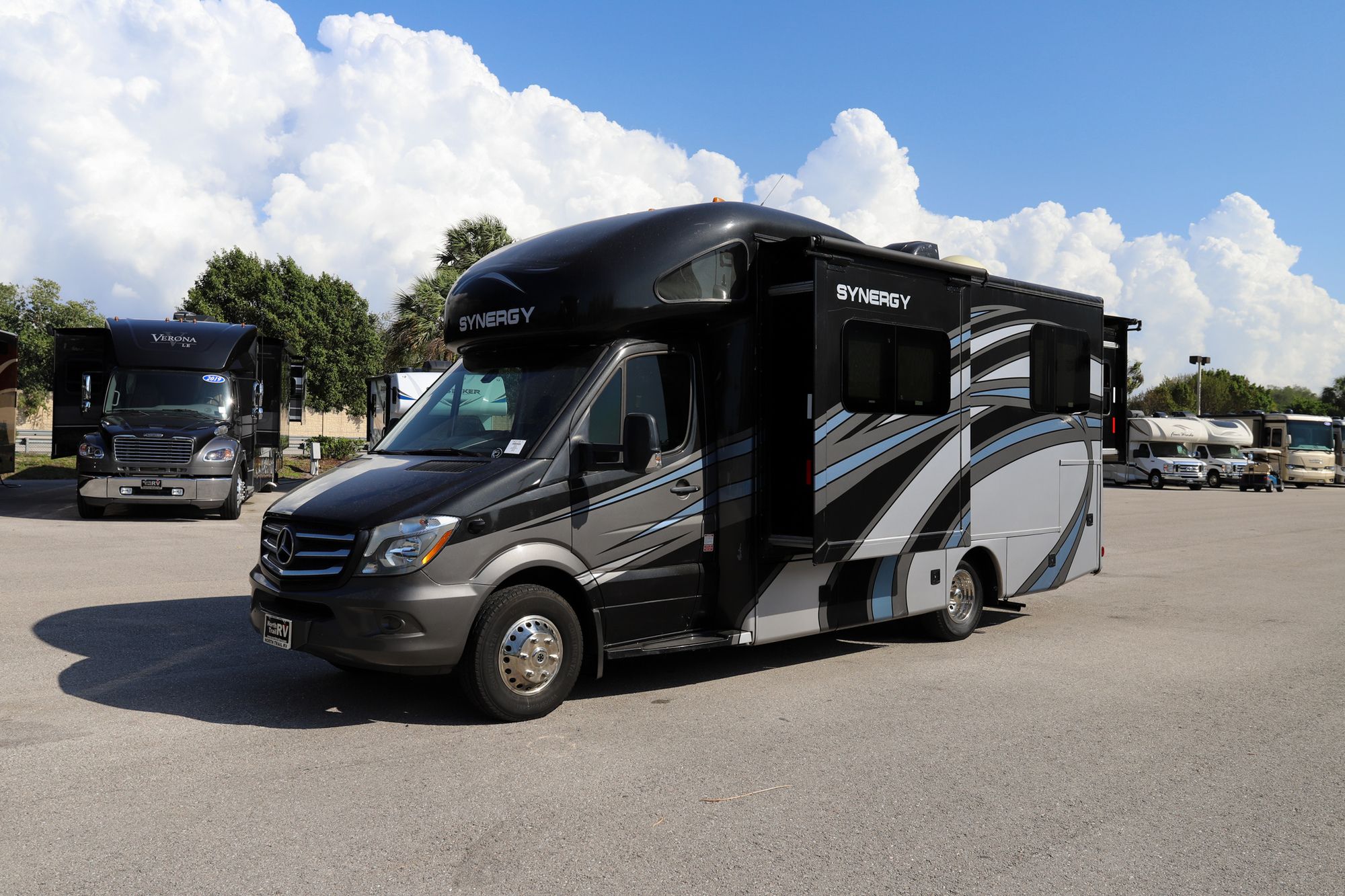 Used 2018 Thor Synergy SP24 Class C  For Sale