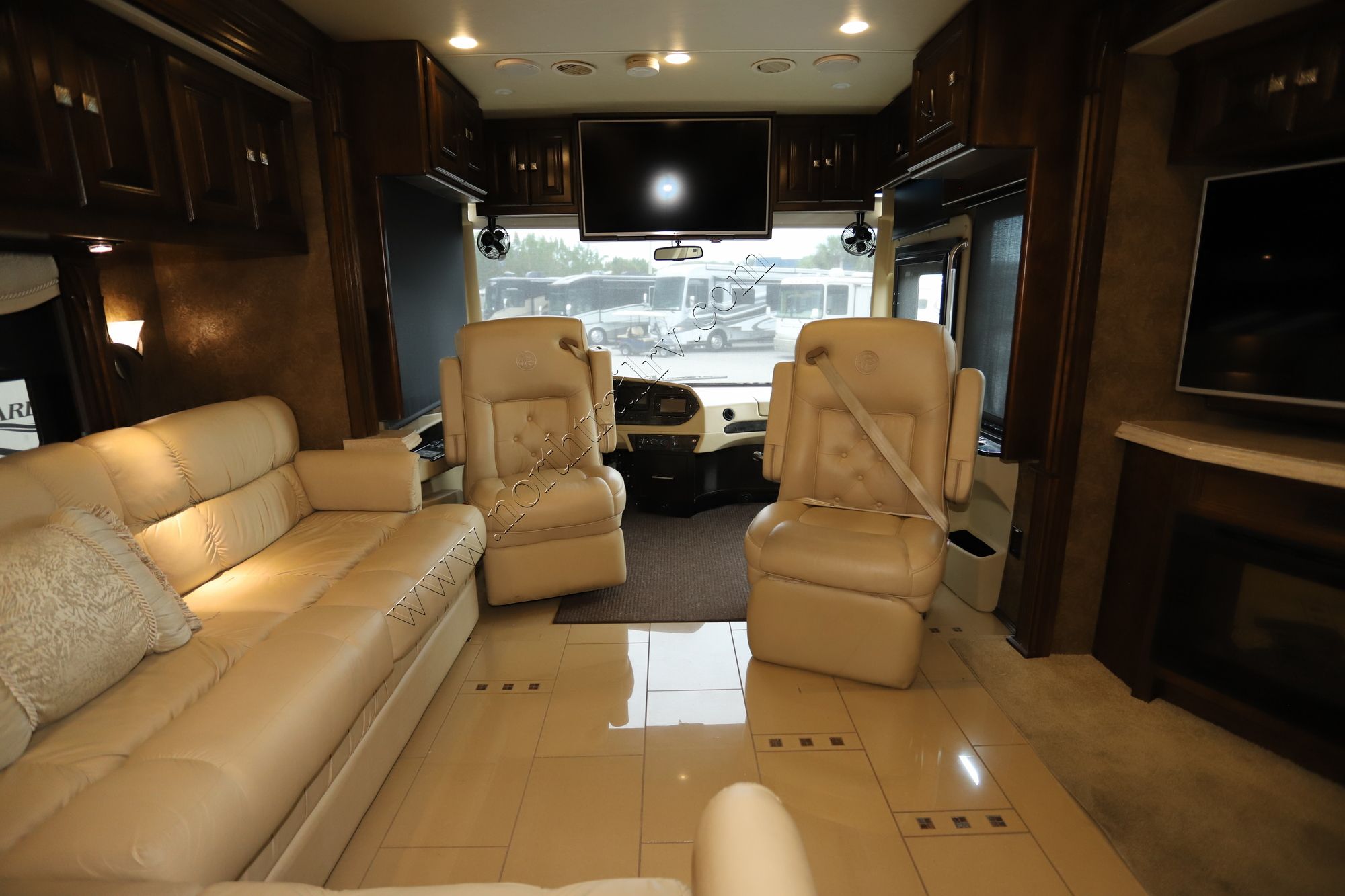 Used 2015 Tiffin Motor Homes Allegro Bus 45LP Class A  For Sale