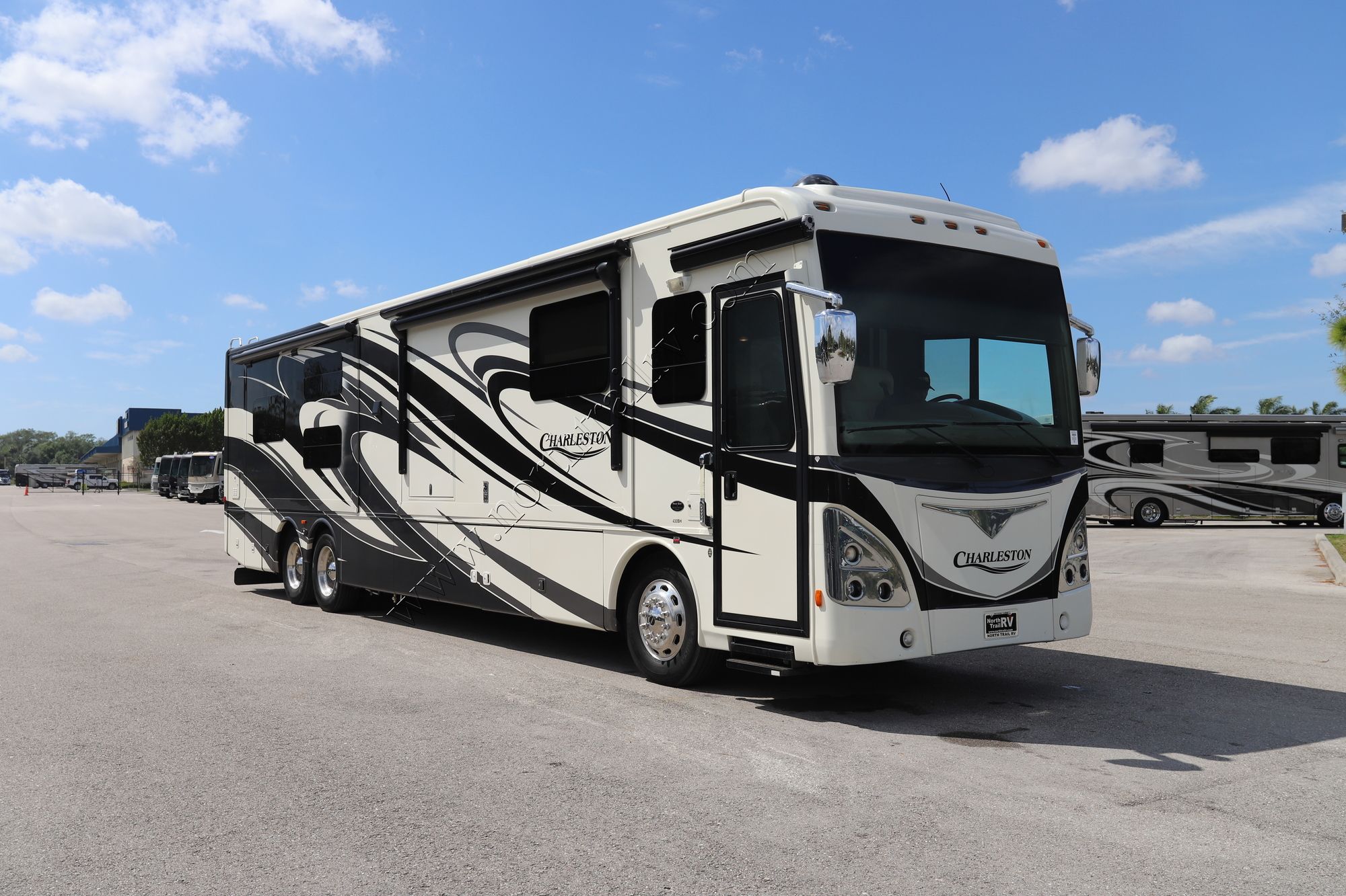 Used 2014 Forest River Charleston 430BH Class A  For Sale