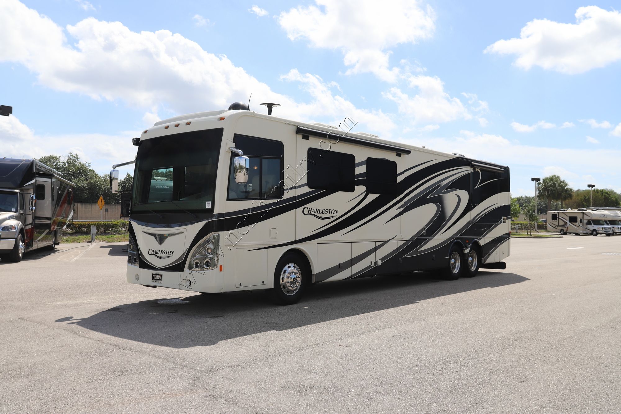 Used 2014 Forest River Charleston 430BH Class A  For Sale