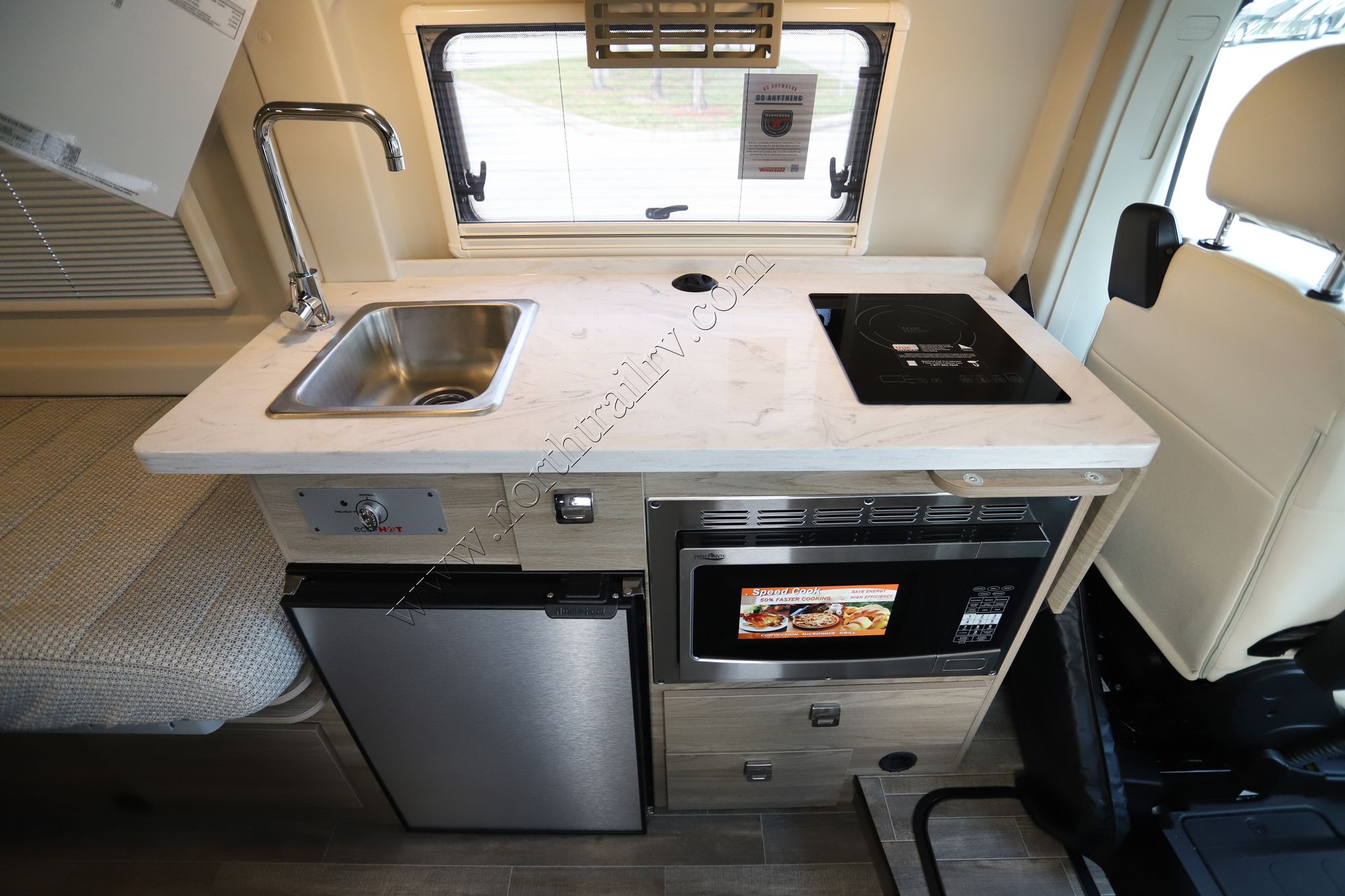 New 2022 Winnebago Travato 259KL Class B  For Sale