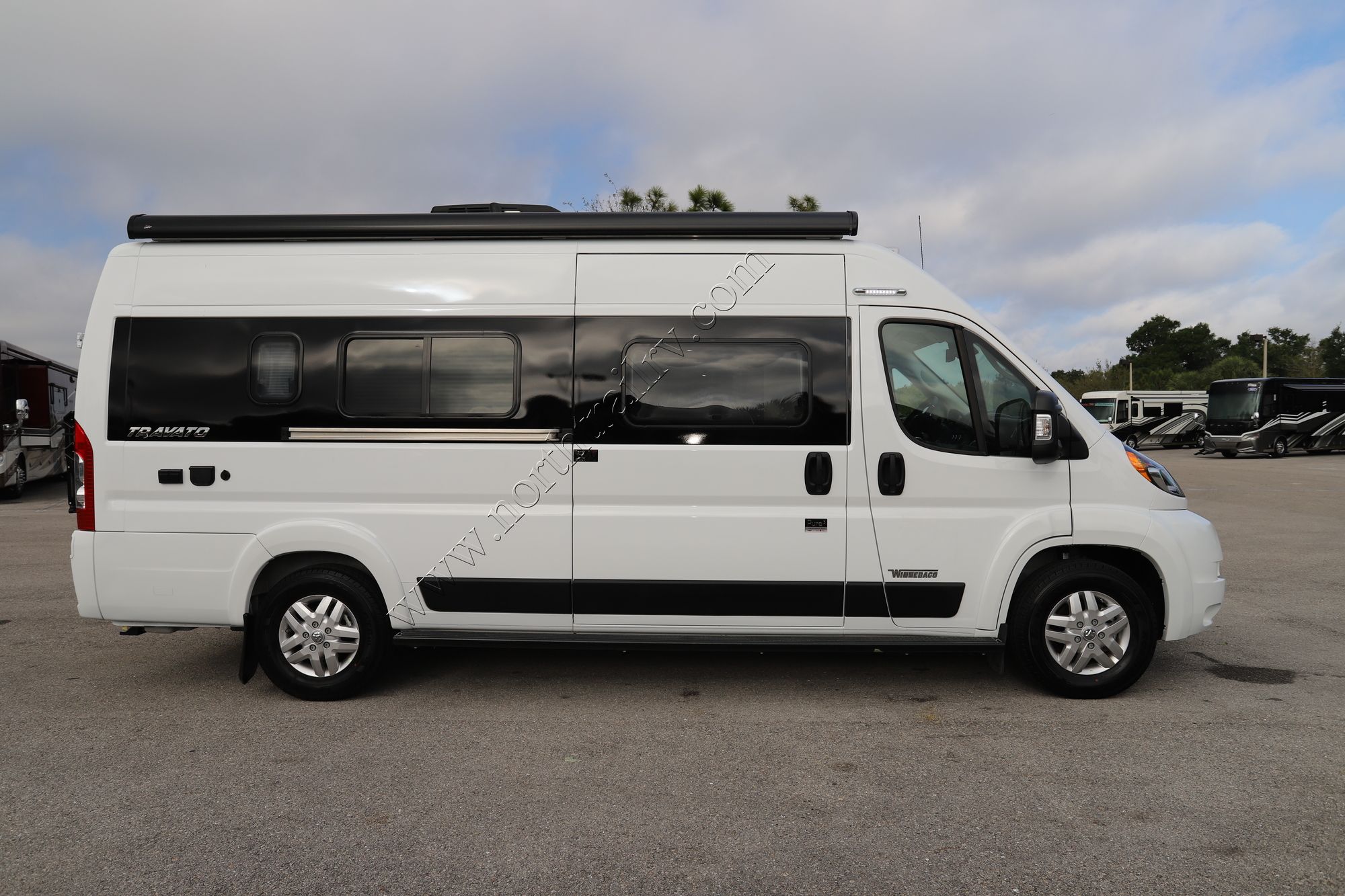 New 2022 Winnebago Travato 259KL Class B  For Sale