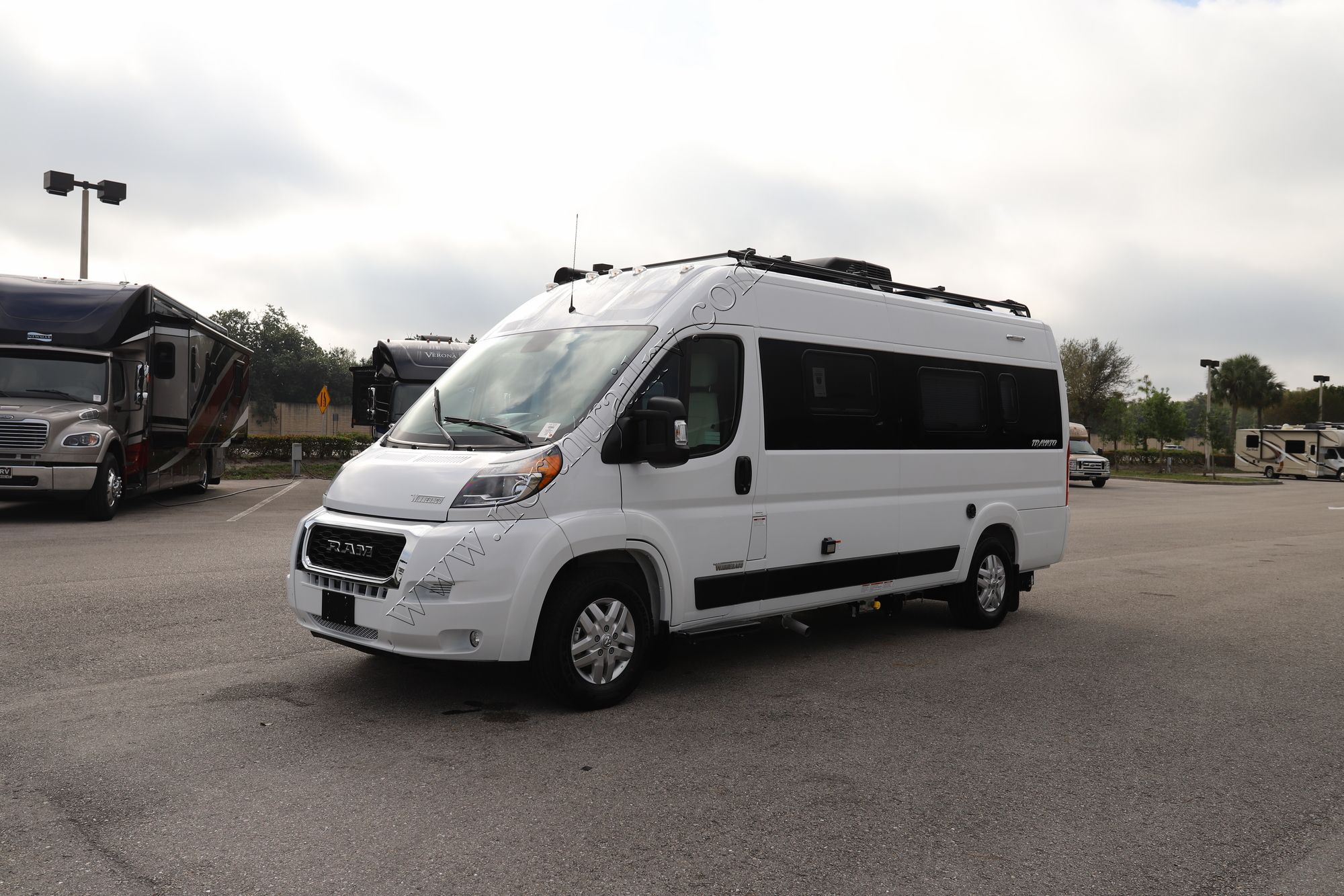 New 2022 Winnebago Travato 259KL Class B  For Sale