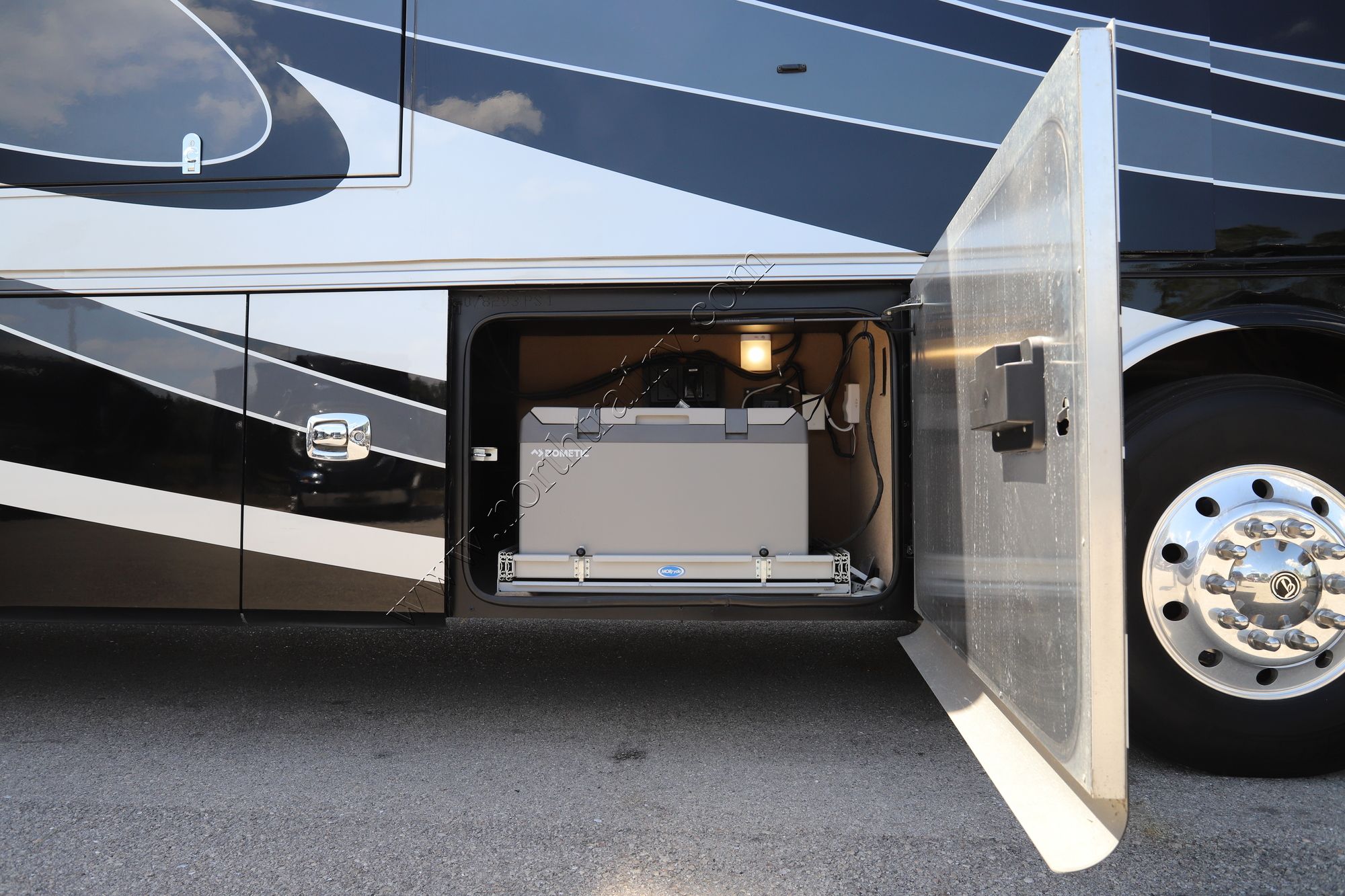 Used 2019 Tiffin Motor Homes Allegro Bus 37AP Class A  For Sale