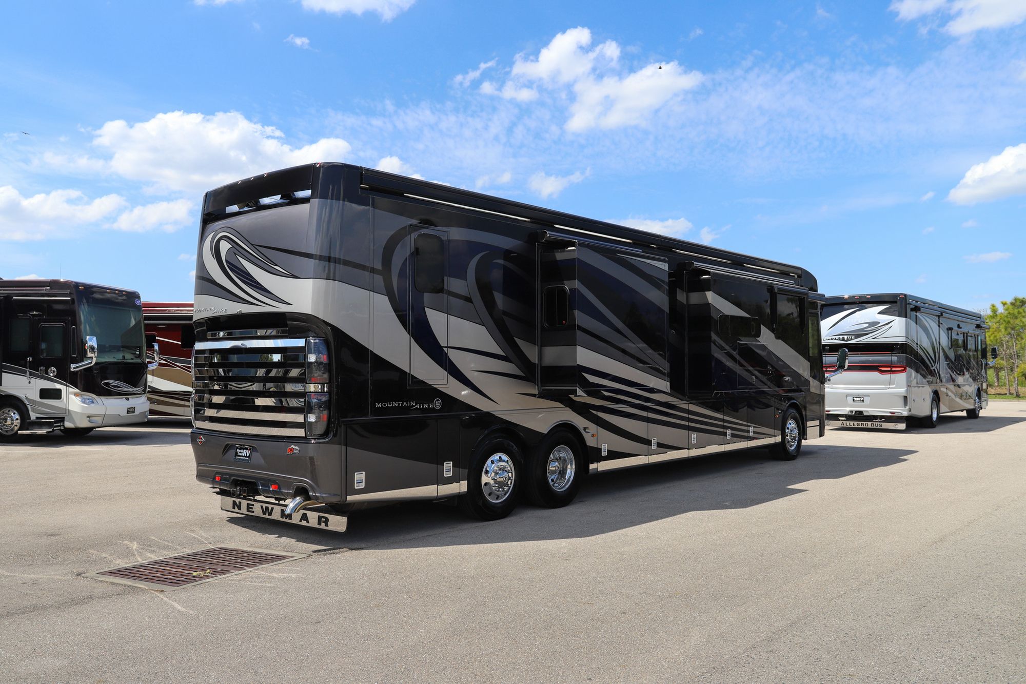 Used 2018 Newmar Mountain Aire 4531 Class A  For Sale