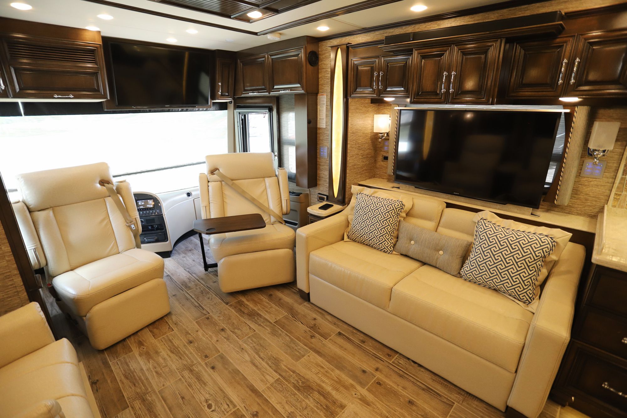 Used 2018 Newmar Mountain Aire 4531 Class A  For Sale