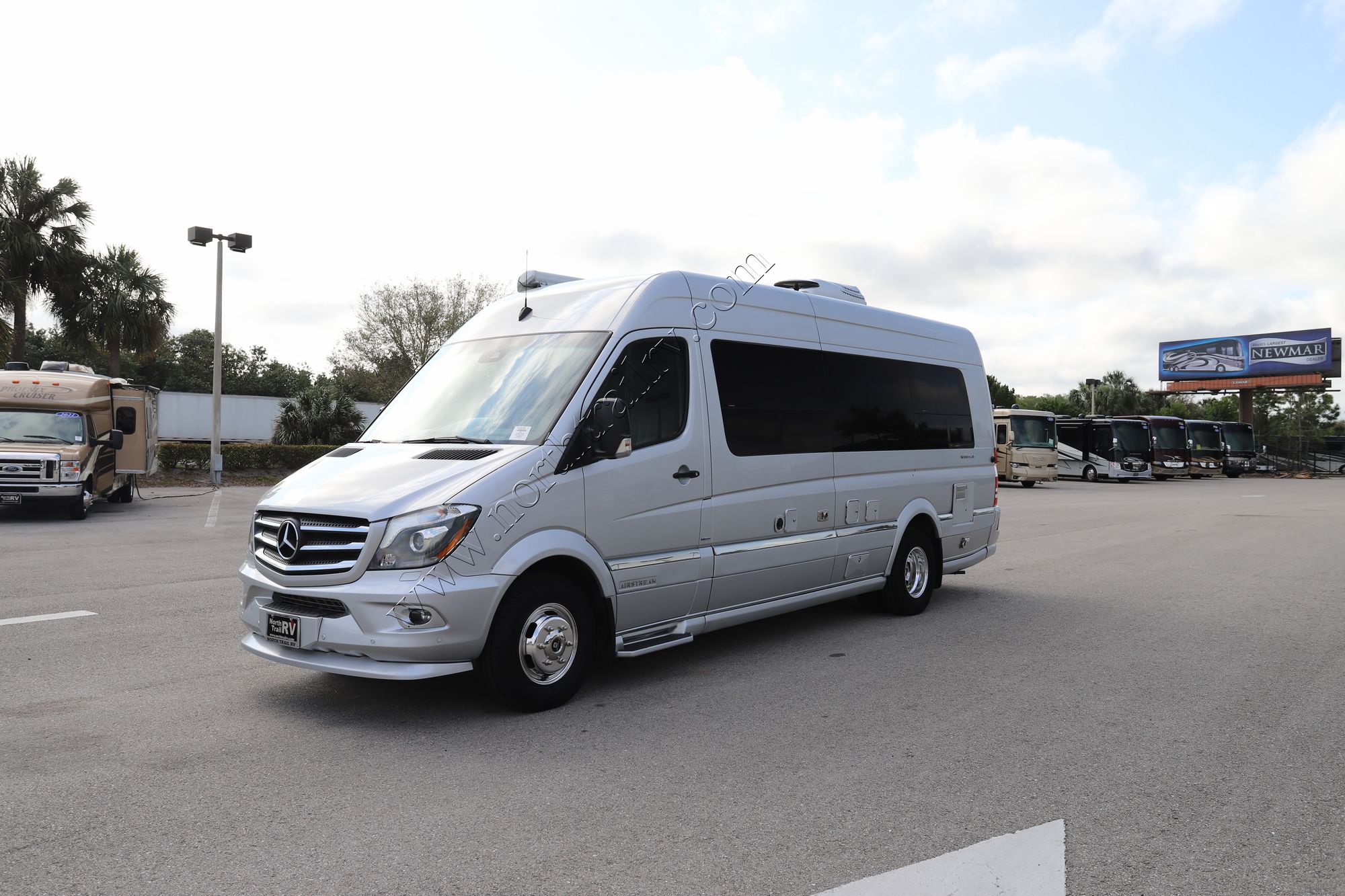 Used 2016 Airstream Interstate LOUNGE Class B  For Sale