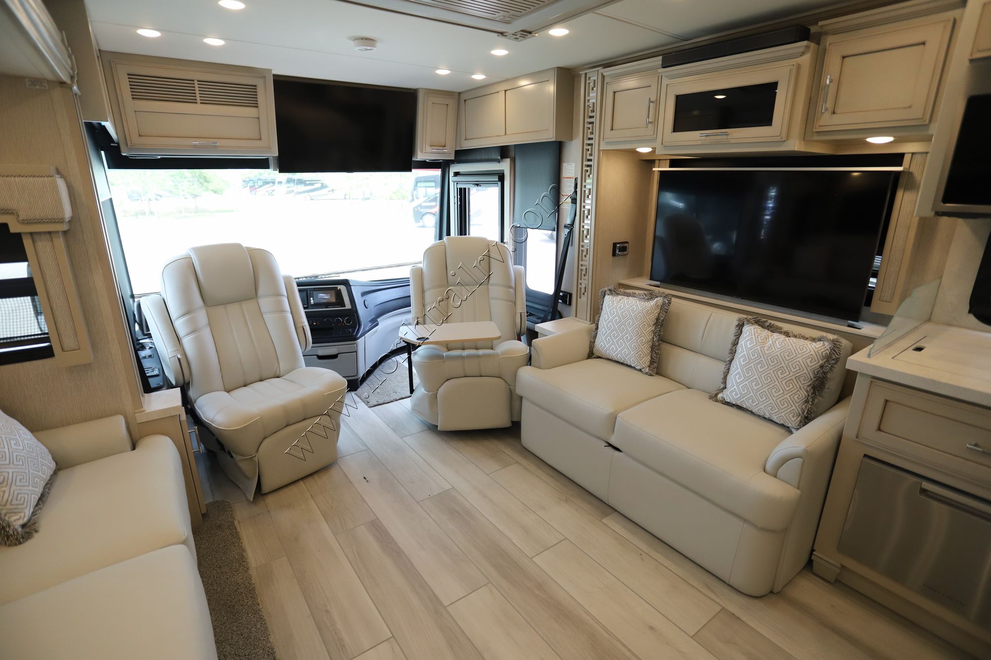 New 2022 Newmar Ventana 4310 Class A  For Sale