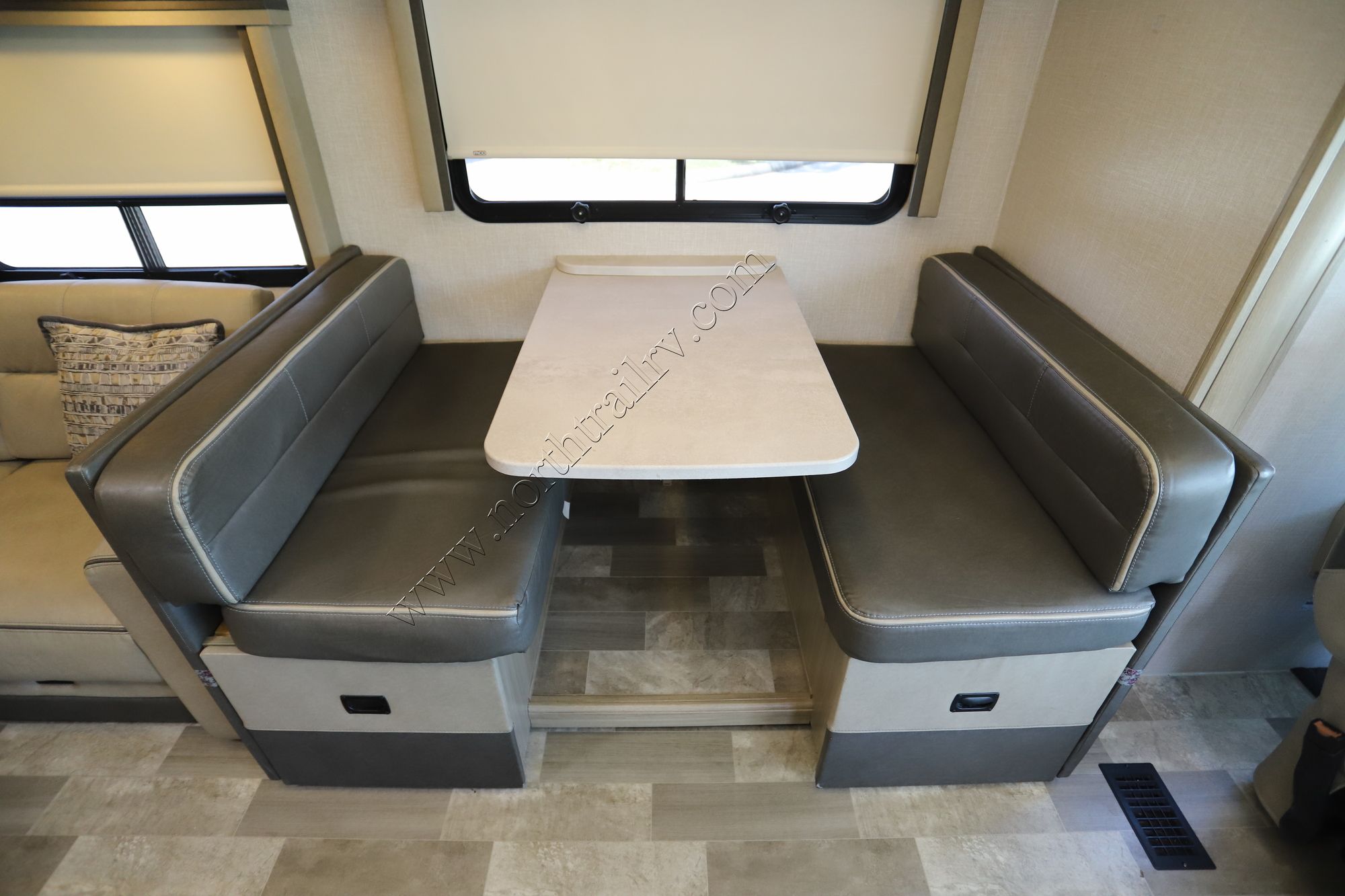 Used 2020 Coachmen Mirada 35LS Class A  For Sale