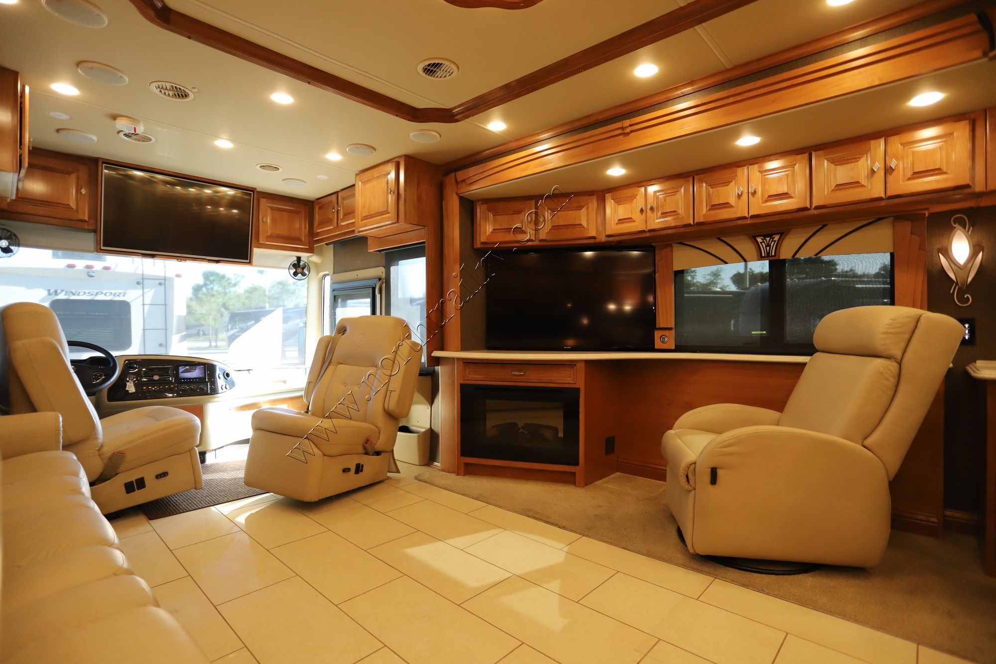 Used 2016 Tiffin Motor Homes Phaeton 44OH Class A  For Sale