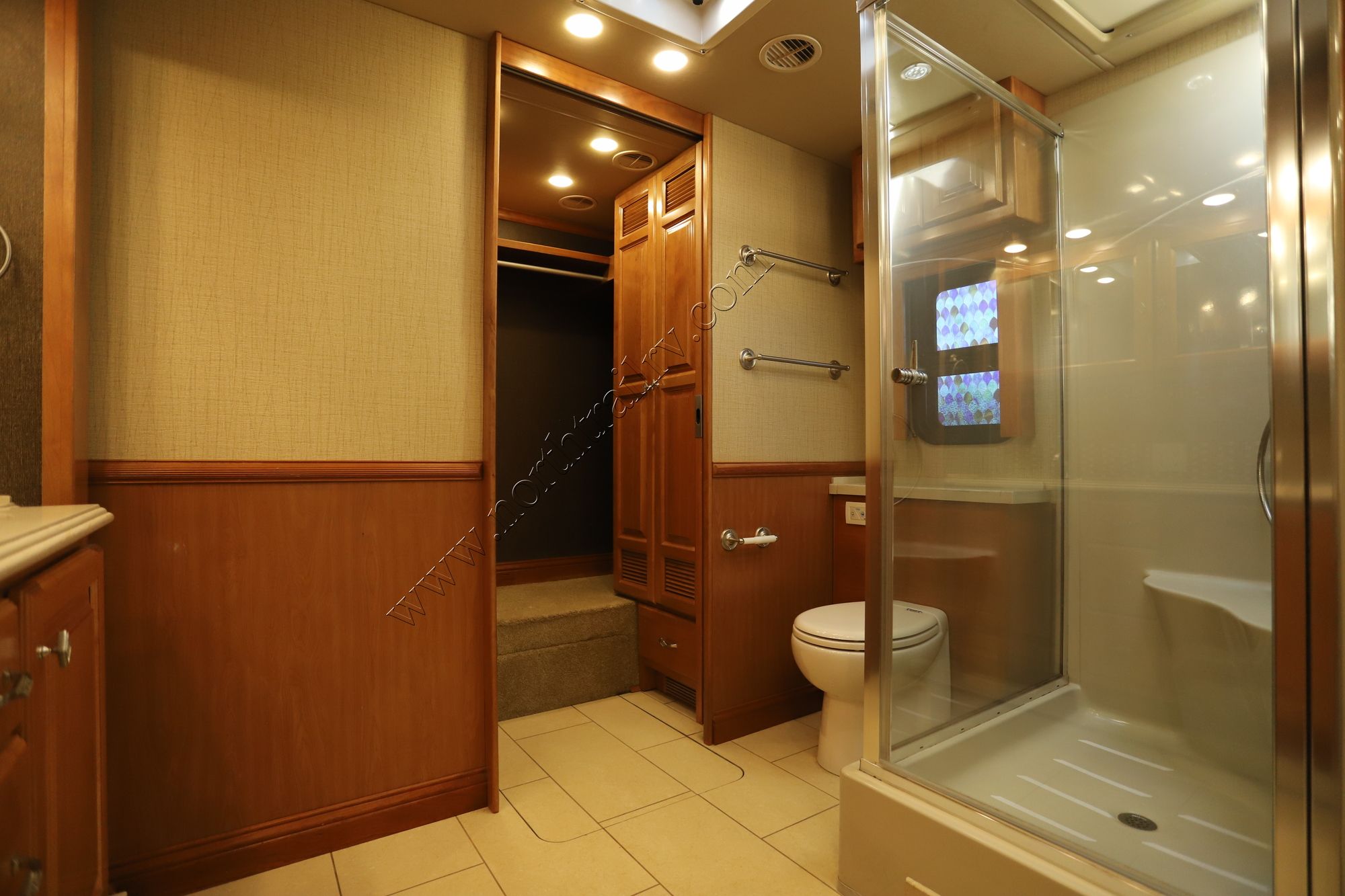 Used 2016 Tiffin Motor Homes Phaeton 44OH Class A  For Sale