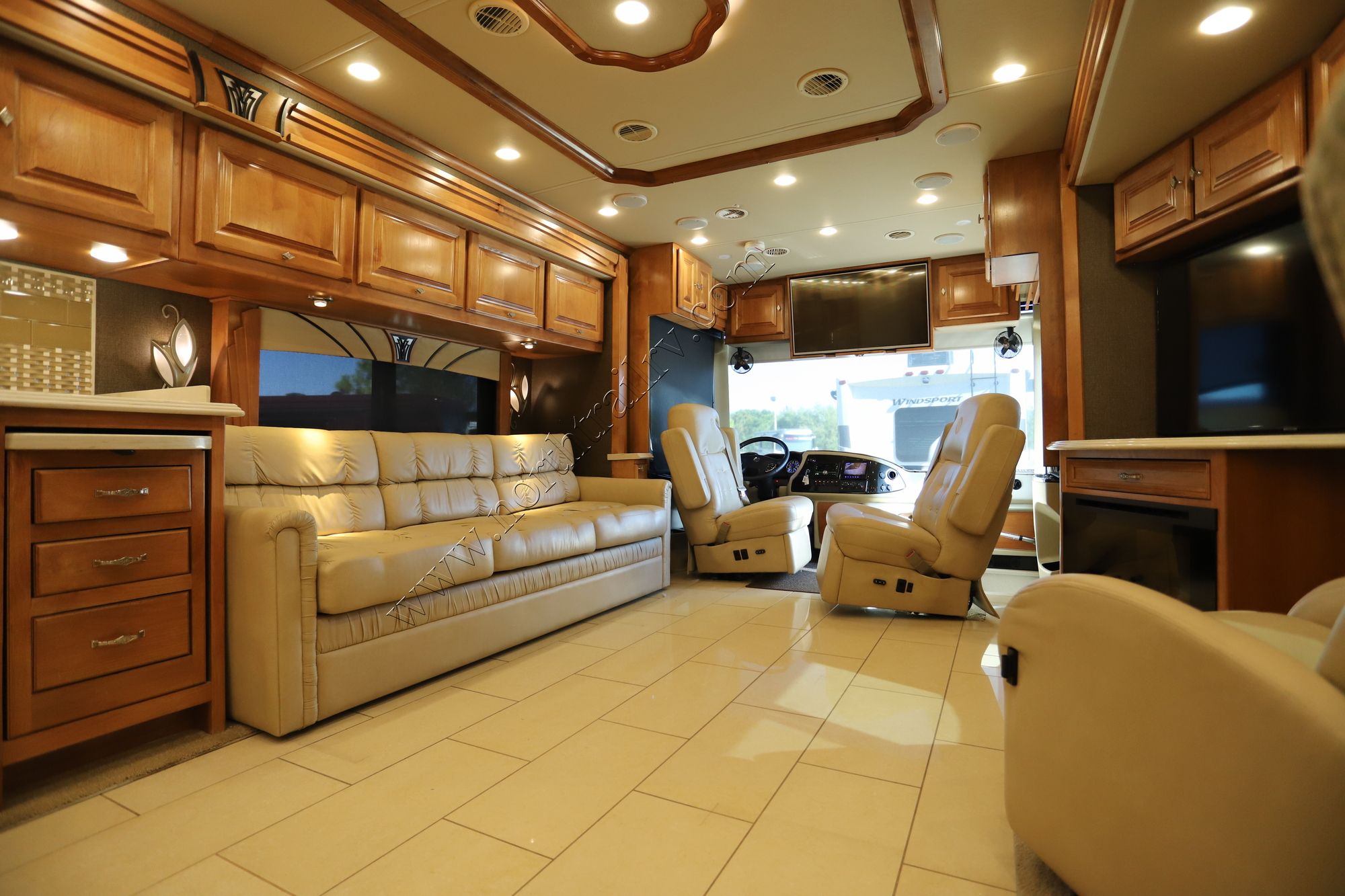 Used 2016 Tiffin Motor Homes Phaeton 44OH Class A  For Sale