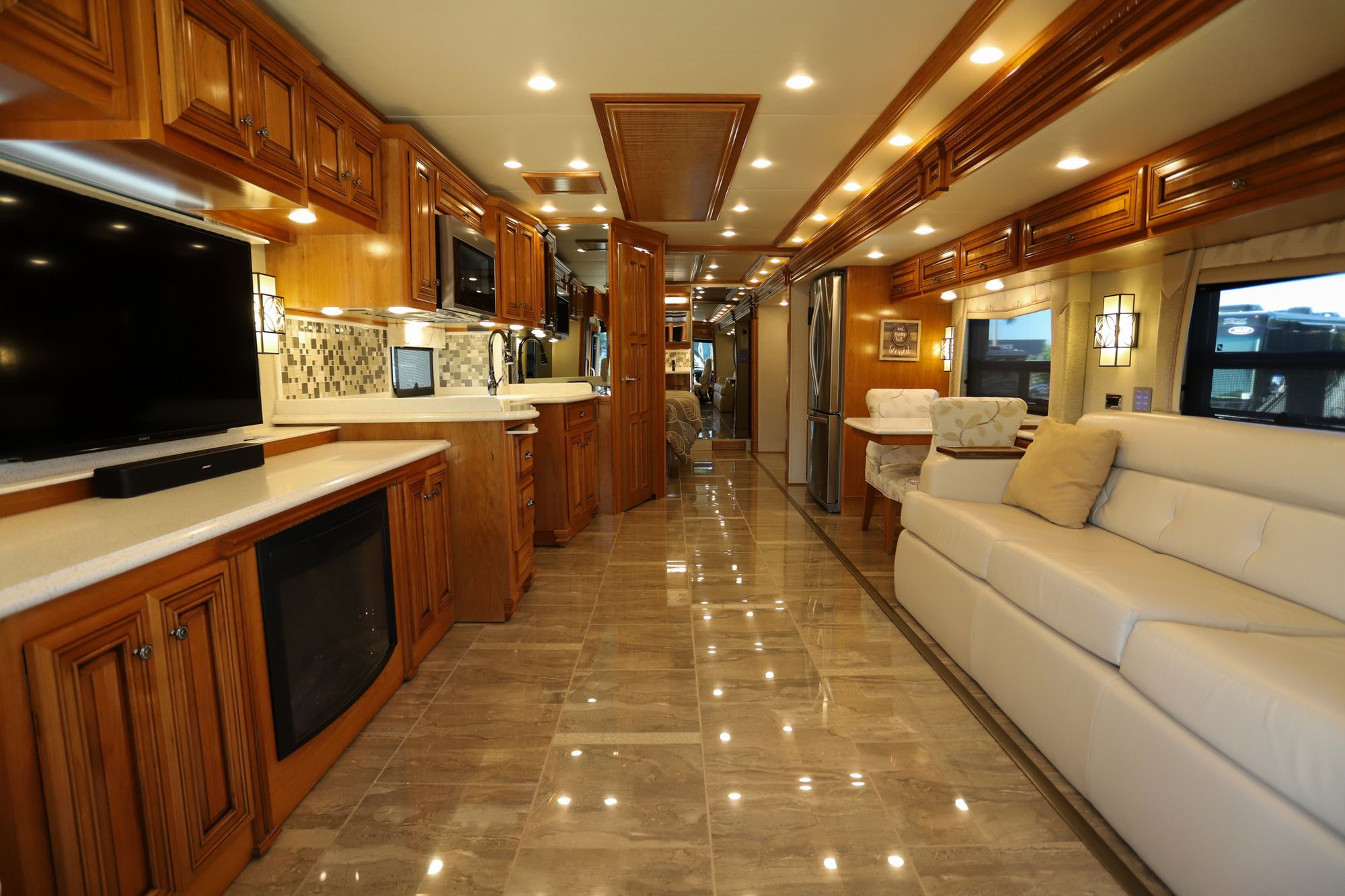 Used 2018 Newmar Dutch Star 4018 Class A  For Sale