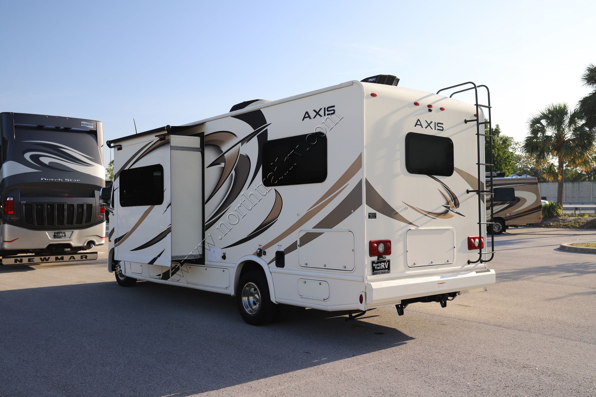 Used 2018 Thor Axis 24.1 Class A  For Sale