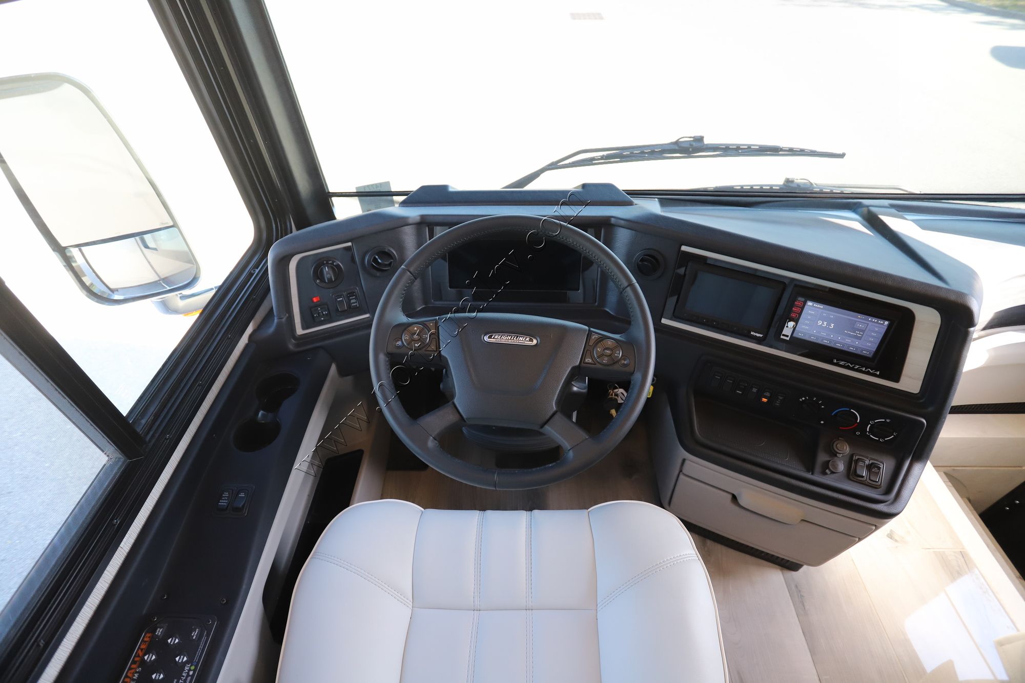 New 2022 Newmar Ventana 4369 Class A  For Sale