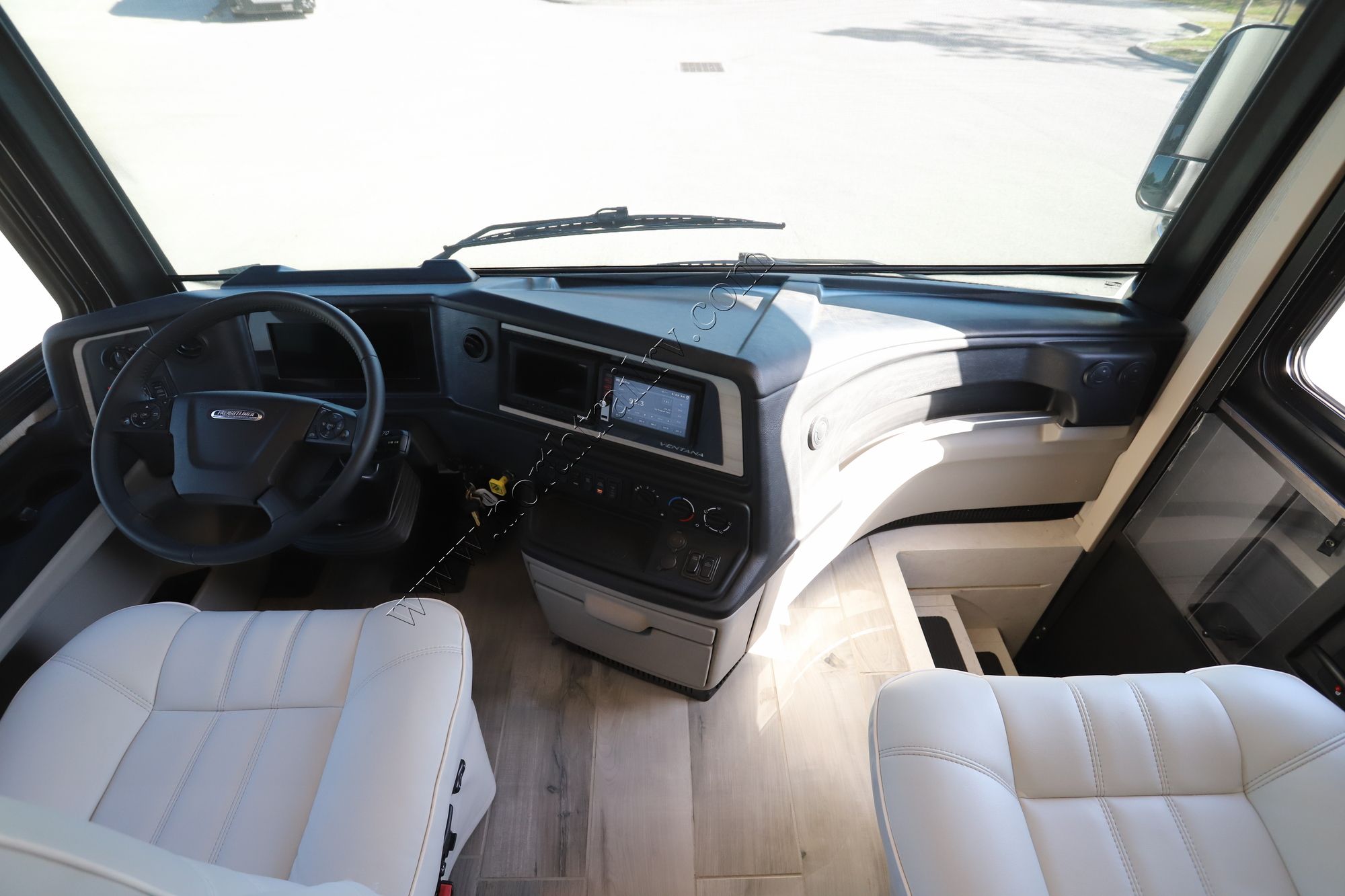 New 2022 Newmar Ventana 4369 Class A  For Sale