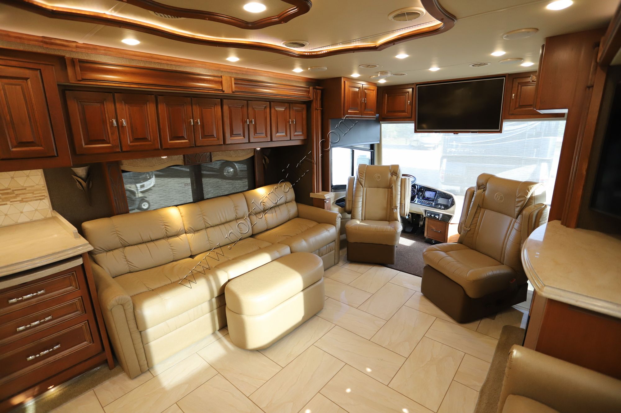 Used 2016 Tiffin Motor Homes Allegro Bus 45OP Class A  For Sale