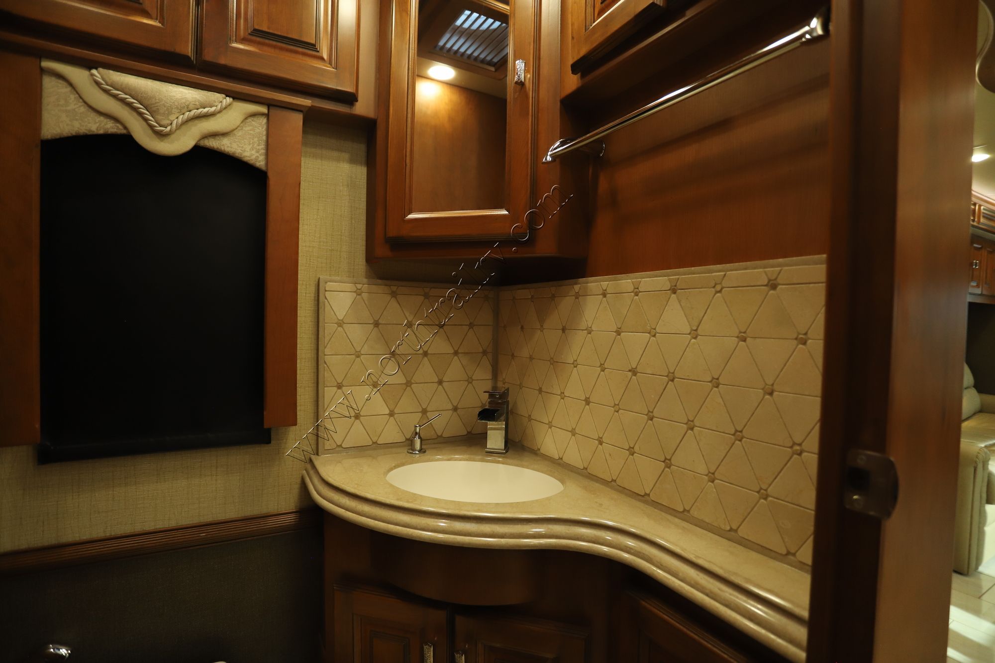 Used 2016 Tiffin Motor Homes Allegro Bus 45OP Class A  For Sale