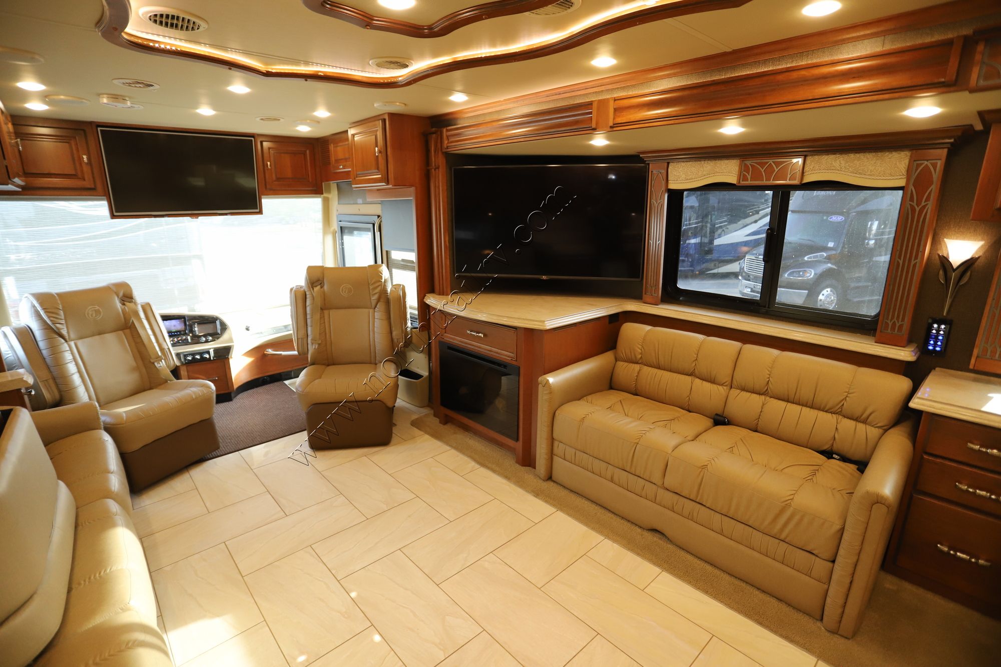 Used 2016 Tiffin Motor Homes Allegro Bus 45OP Class A  For Sale
