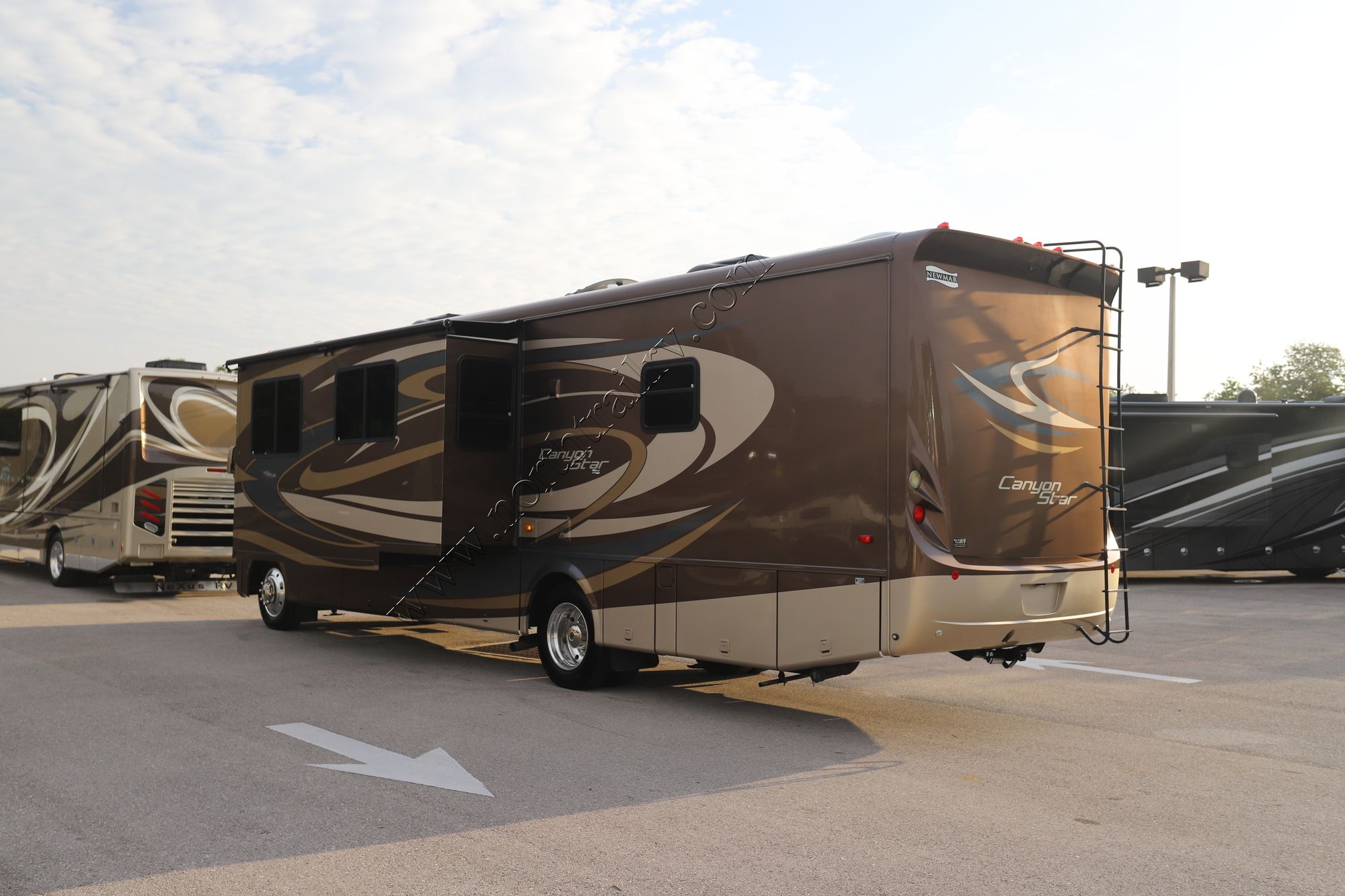 Used 2013 Newmar Canyon Star 3610 Class A  For Sale