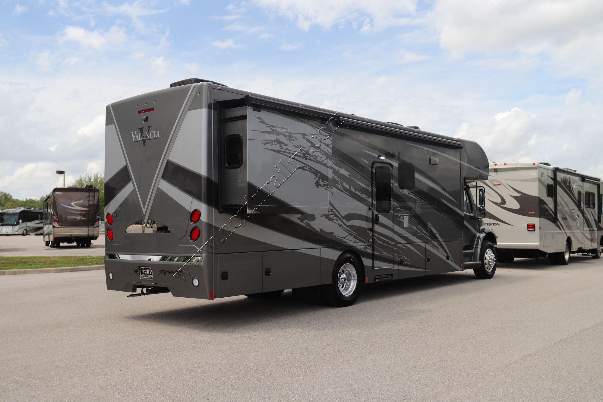 New 2022 Renegade Rv Valencia 35MB Super C  For Sale