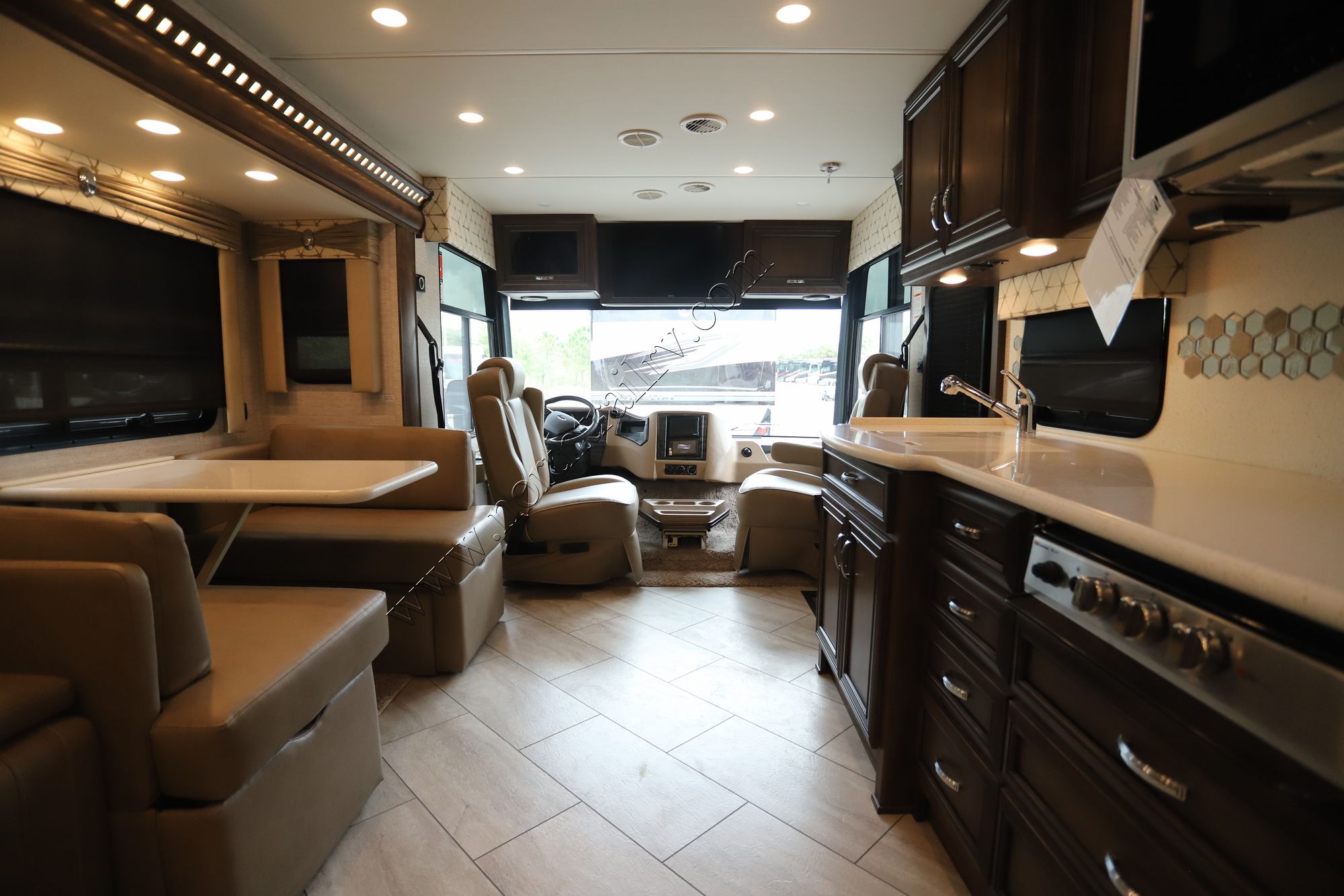 New 2022 Newmar Bay Star 3616 Class A  For Sale