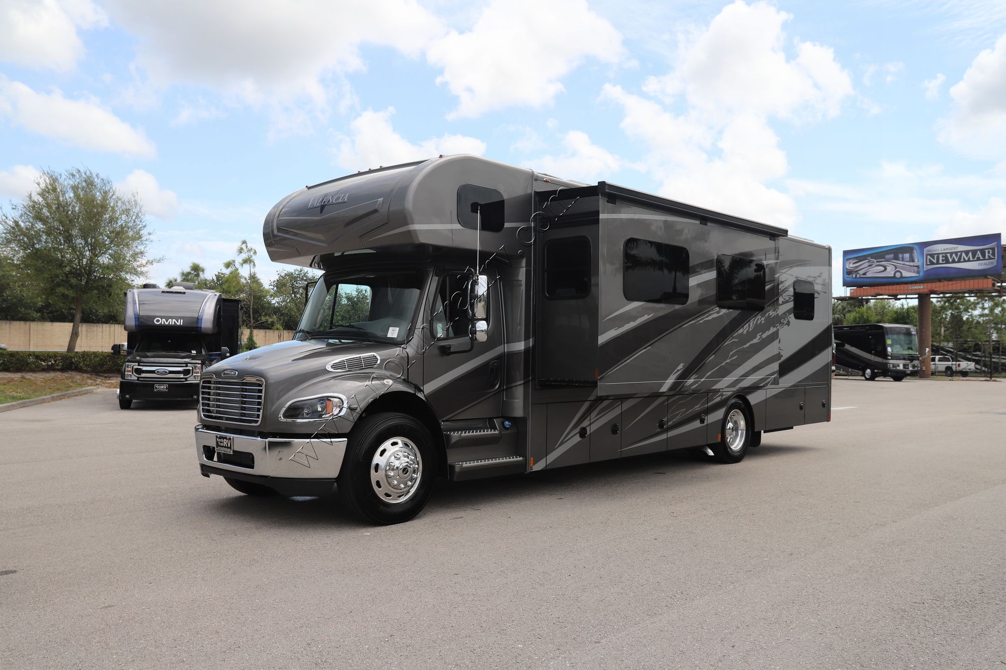 New 2022 Renegade Rv Valencia 35MB Super C  For Sale