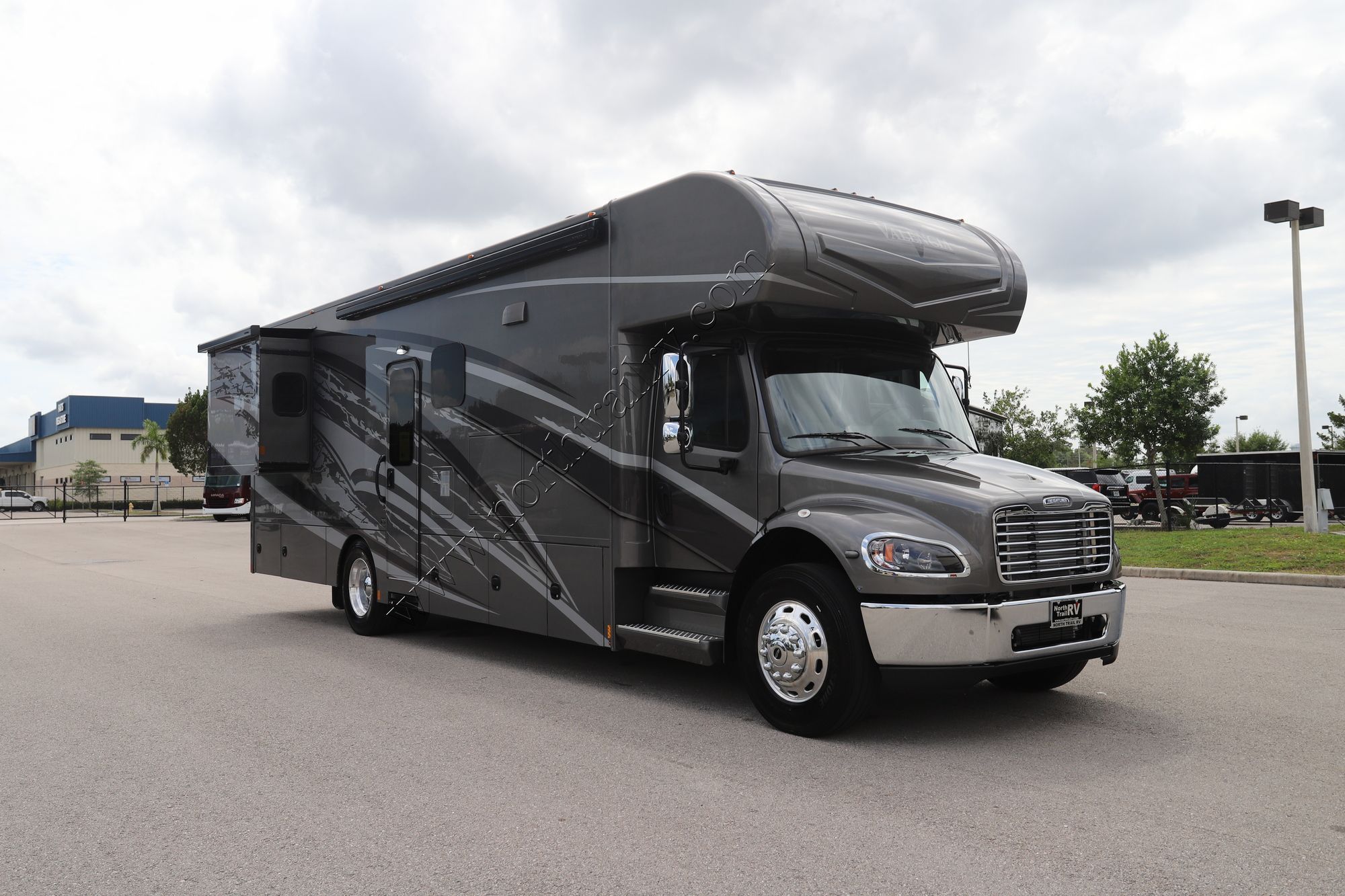 New 2022 Renegade Rv Valencia 35MB Super C  For Sale