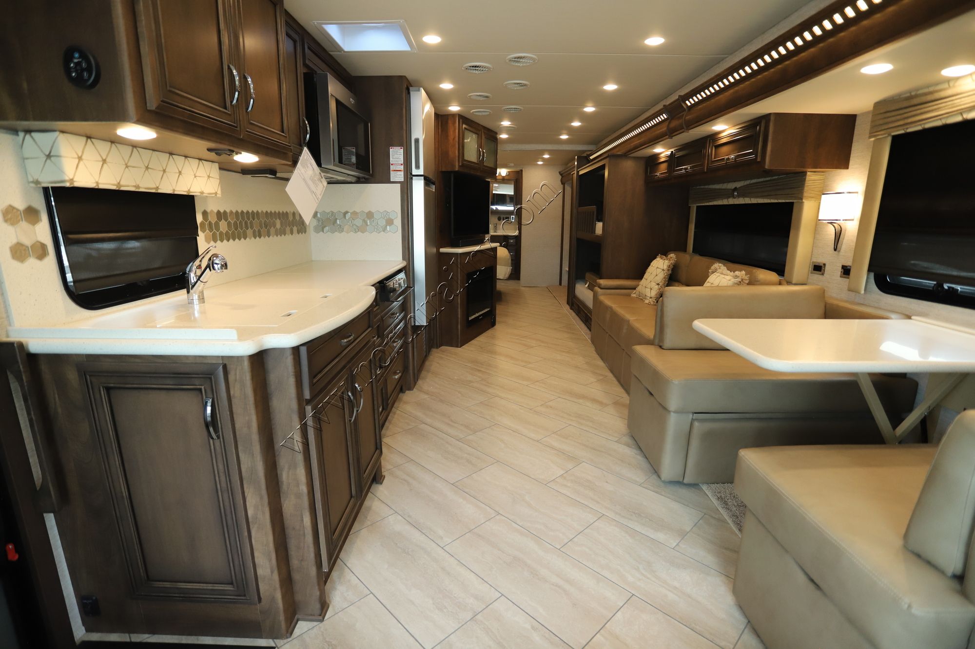 New 2022 Newmar Bay Star 3616 Class A  For Sale