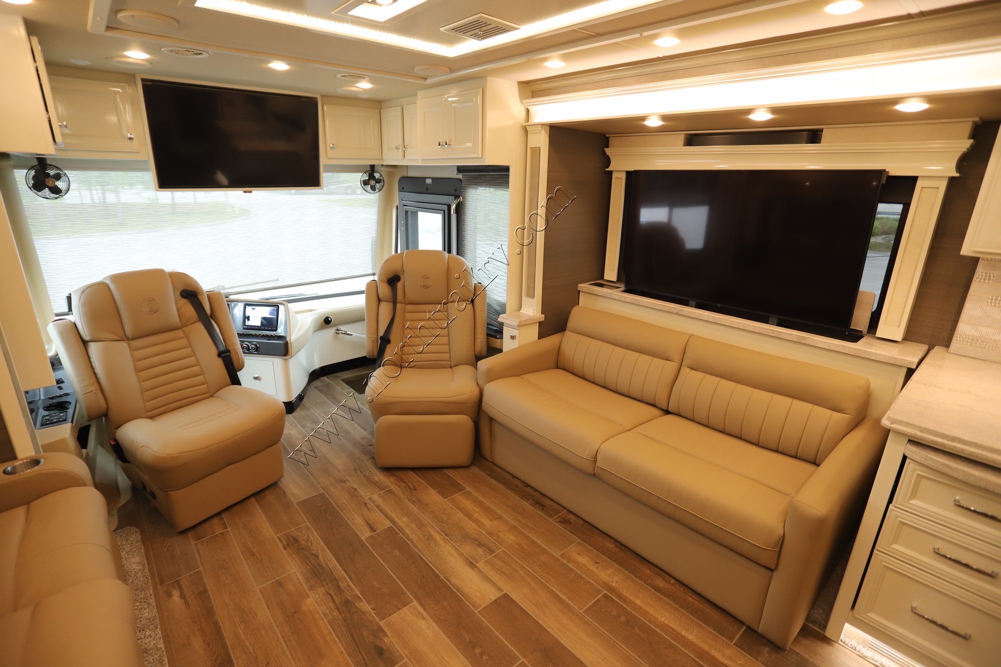 Used 2022 Tiffin Motor Homes Phaeton 36SH Class A  For Sale