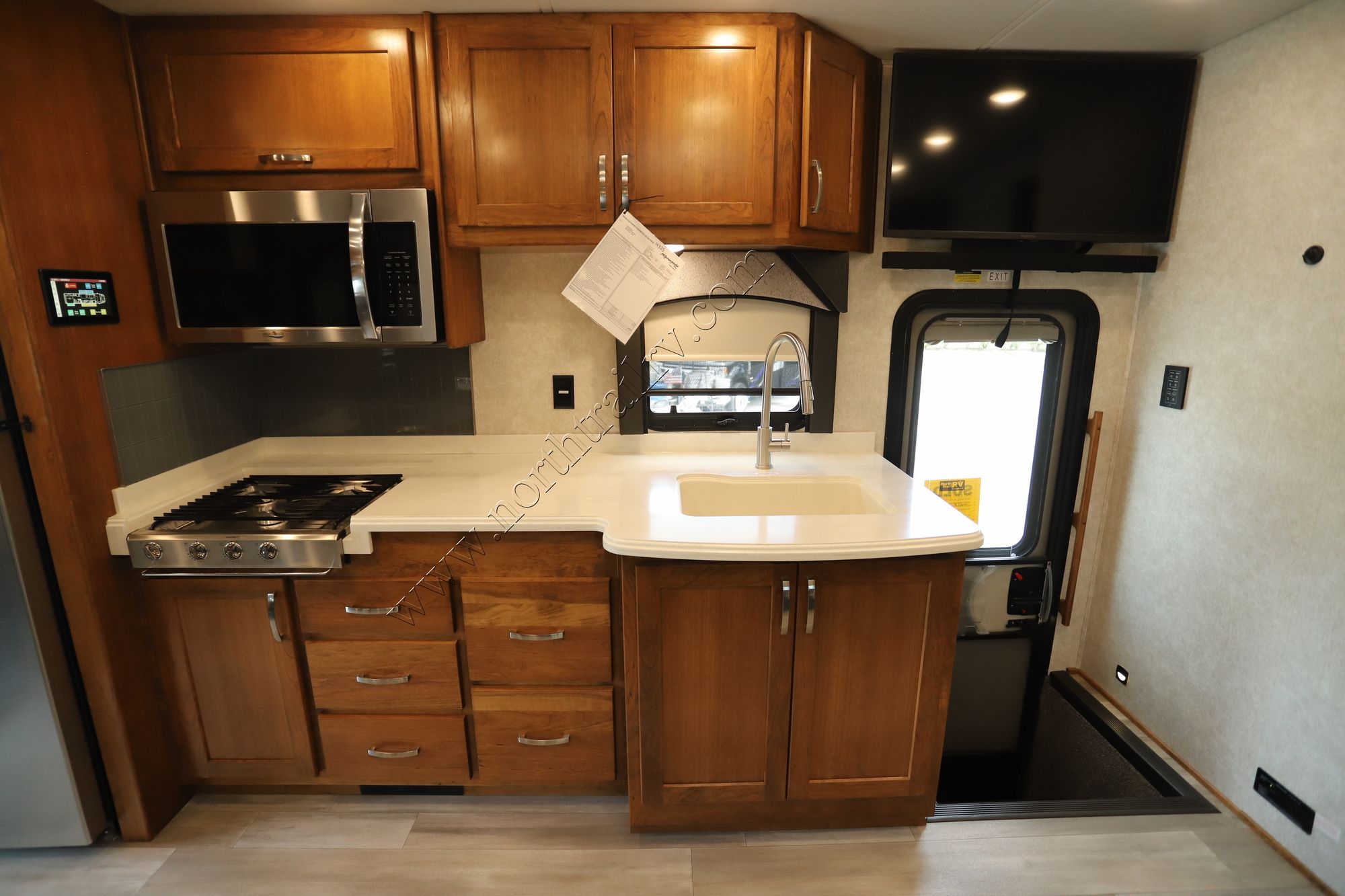 New 2022 Renegade Rv Valencia 35MB Super C  For Sale