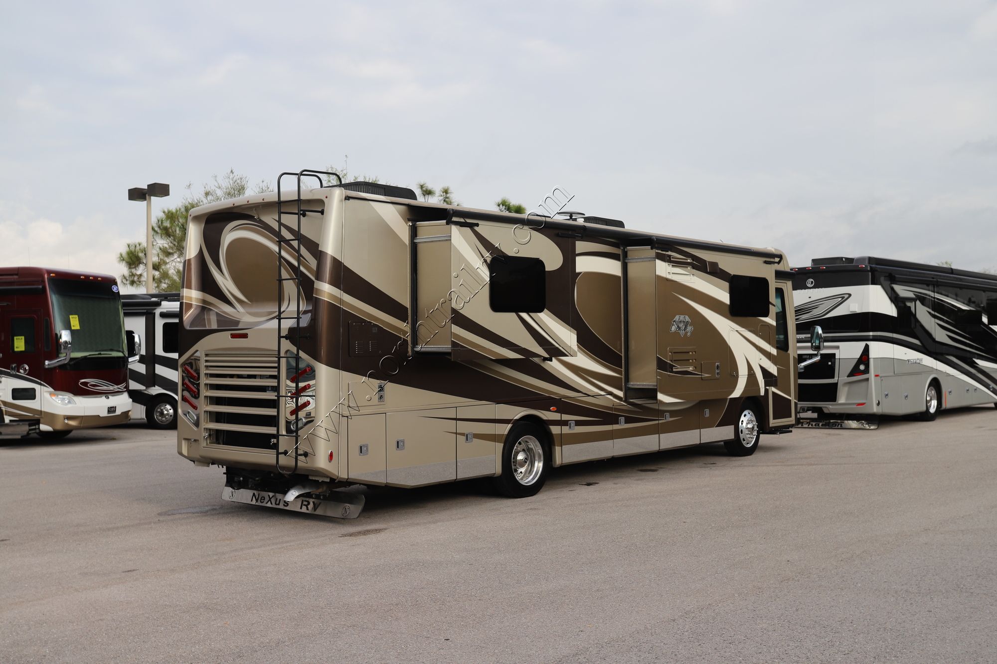 Used 2016 Nexus Bentley 34B Class A  For Sale