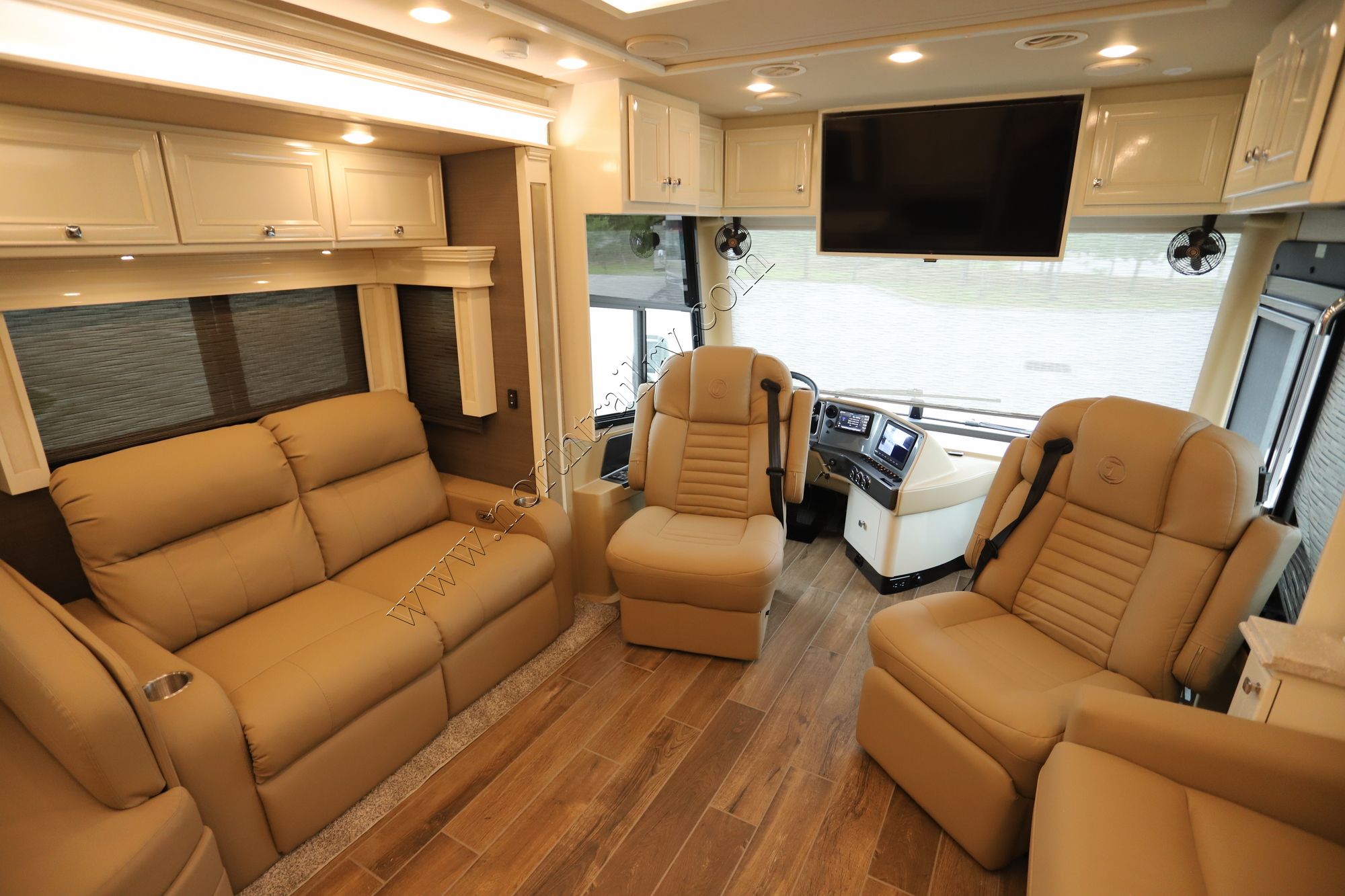 Used 2022 Tiffin Motor Homes Phaeton 36SH Class A  For Sale