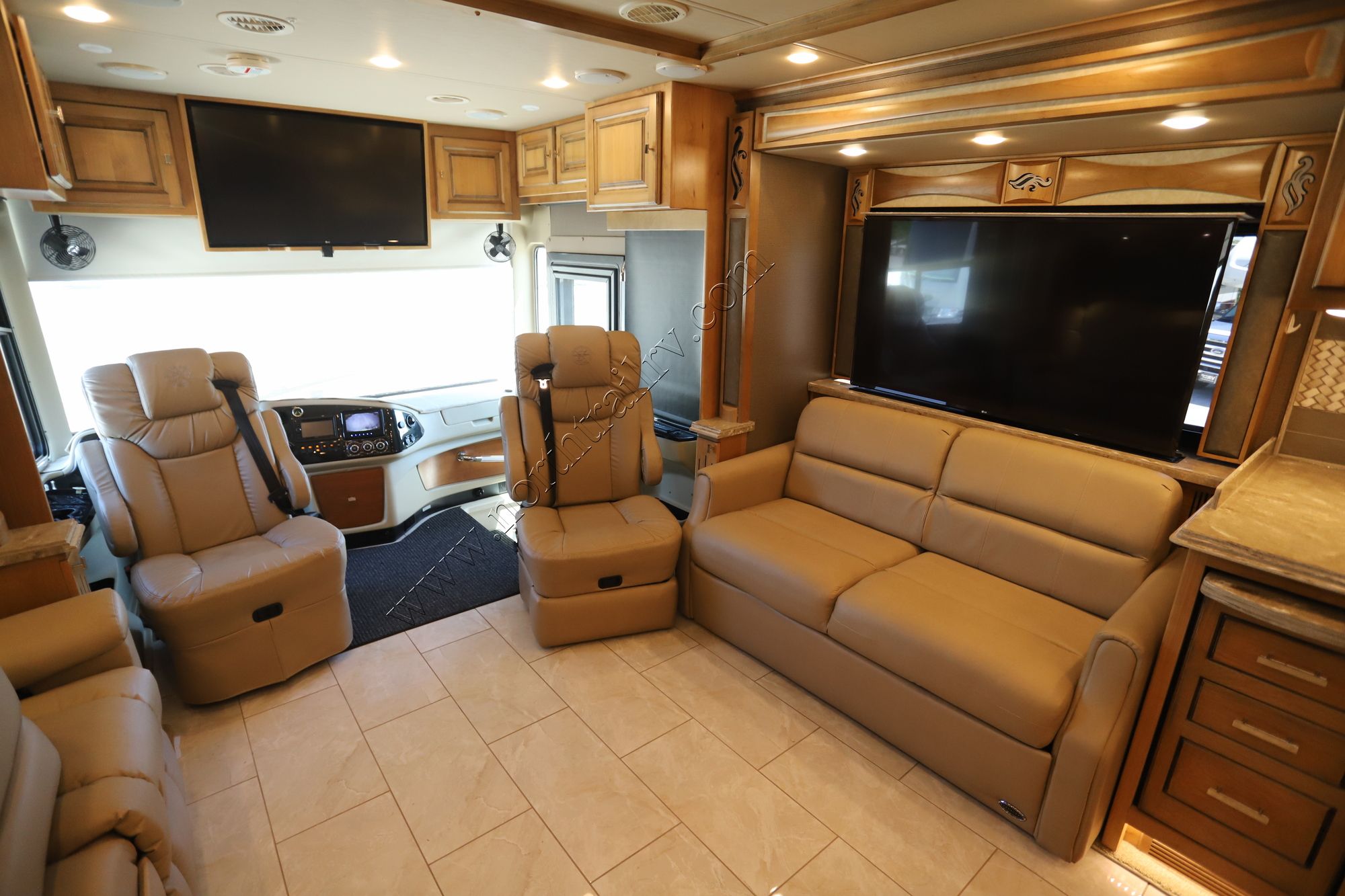 Used 2018 Tiffin Motor Homes Phaeton 37BH Class A  For Sale