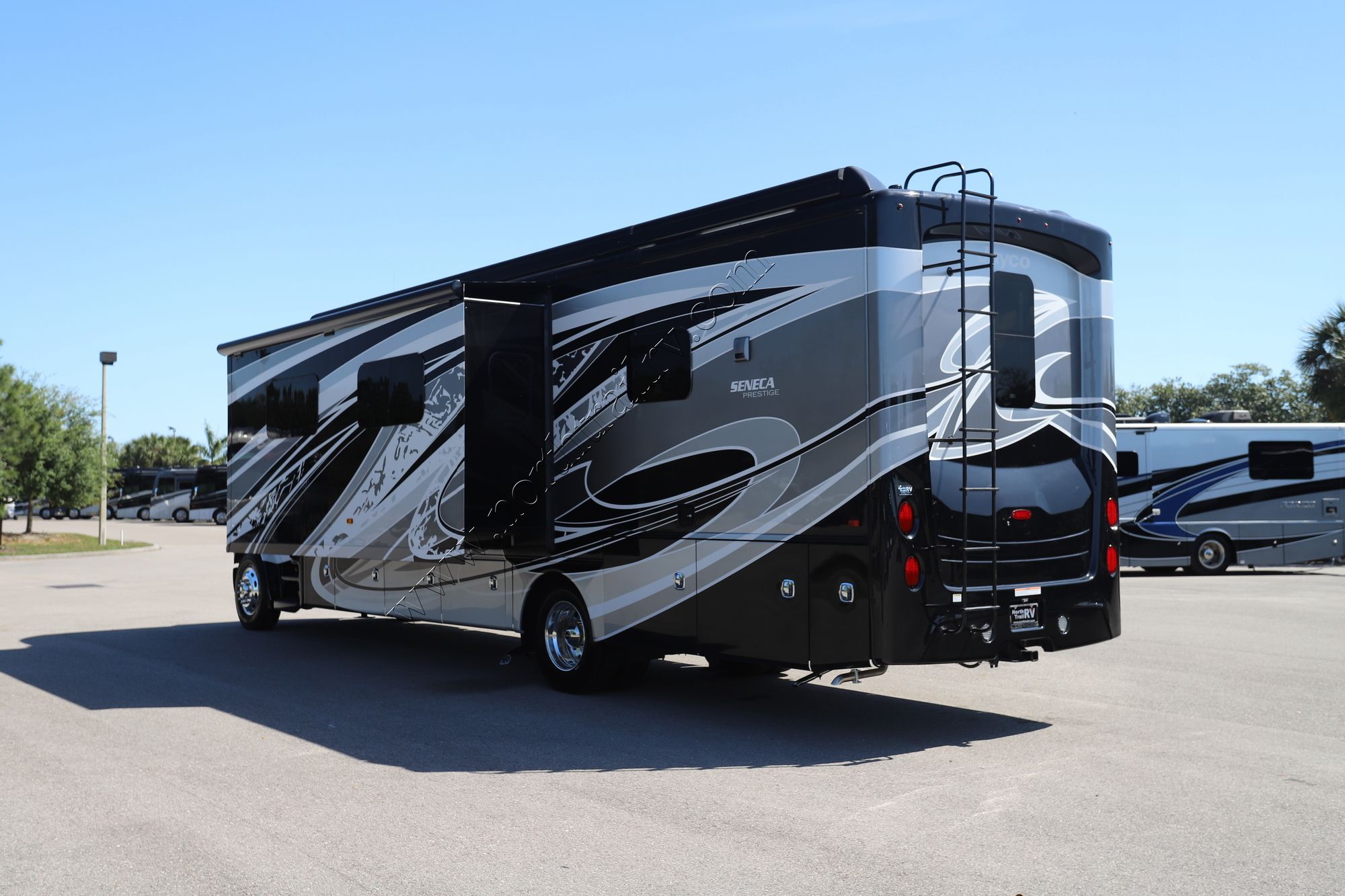 New 2022 Jayco Seneca Prestige 37K Super C  For Sale