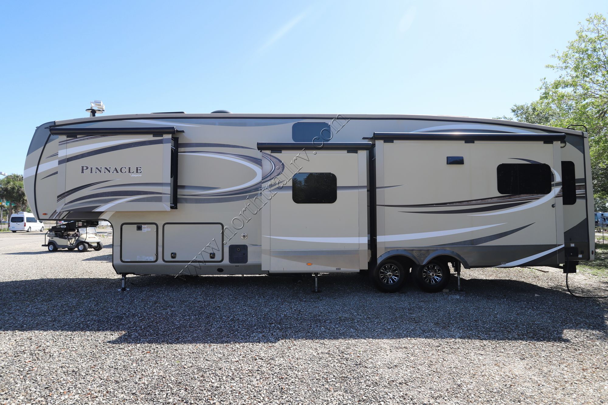 Used 2018 Jayco Pinnacle 37MDQS Fifth Wheel  For Sale