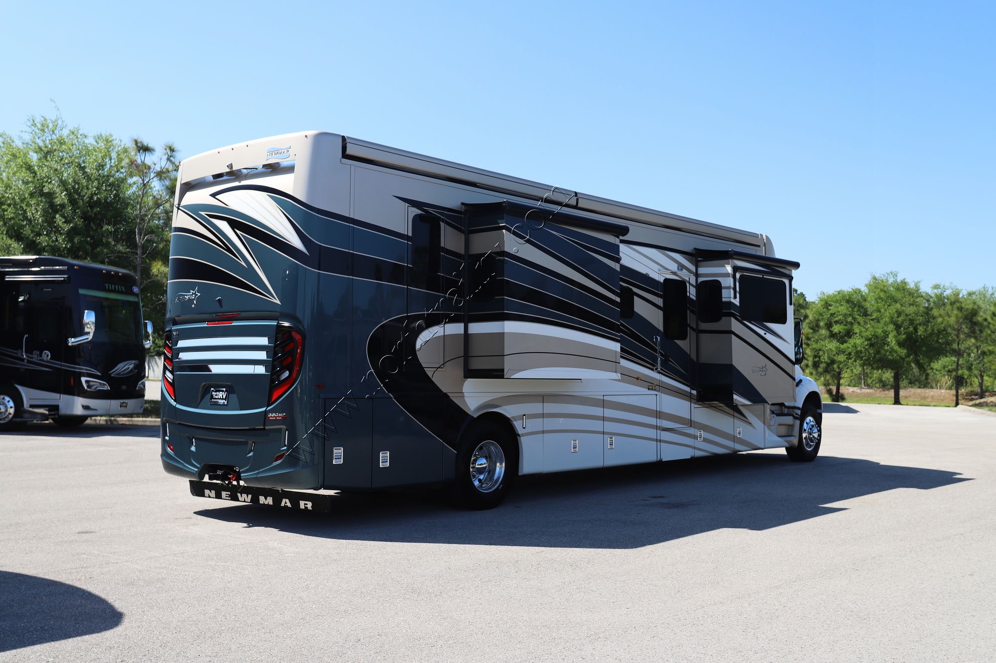 Used 2022 Newmar Super Star 4059 Super C  For Sale