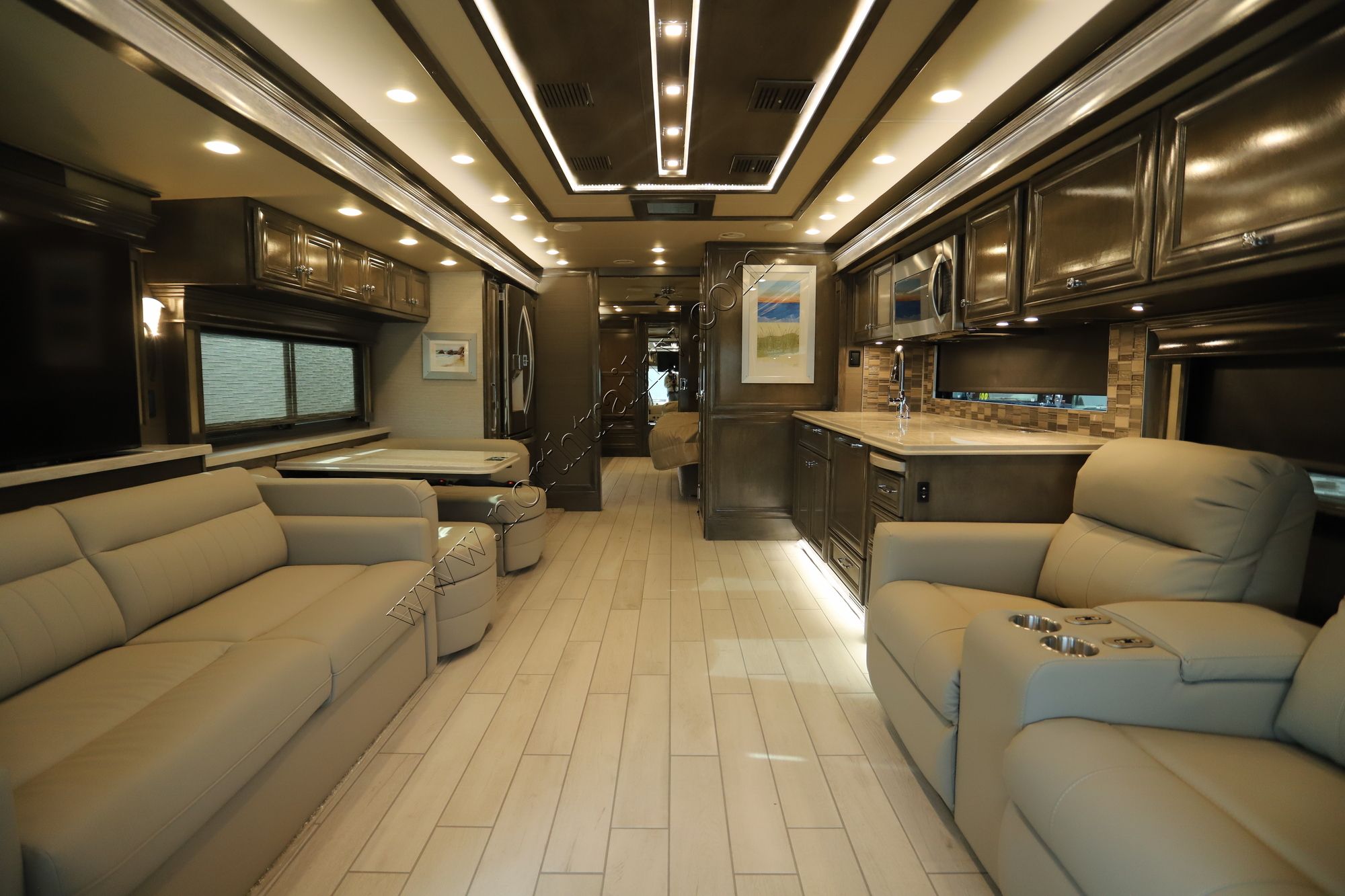 New 2022 Tiffin Motor Homes Phaeton 40IH Class A  For Sale