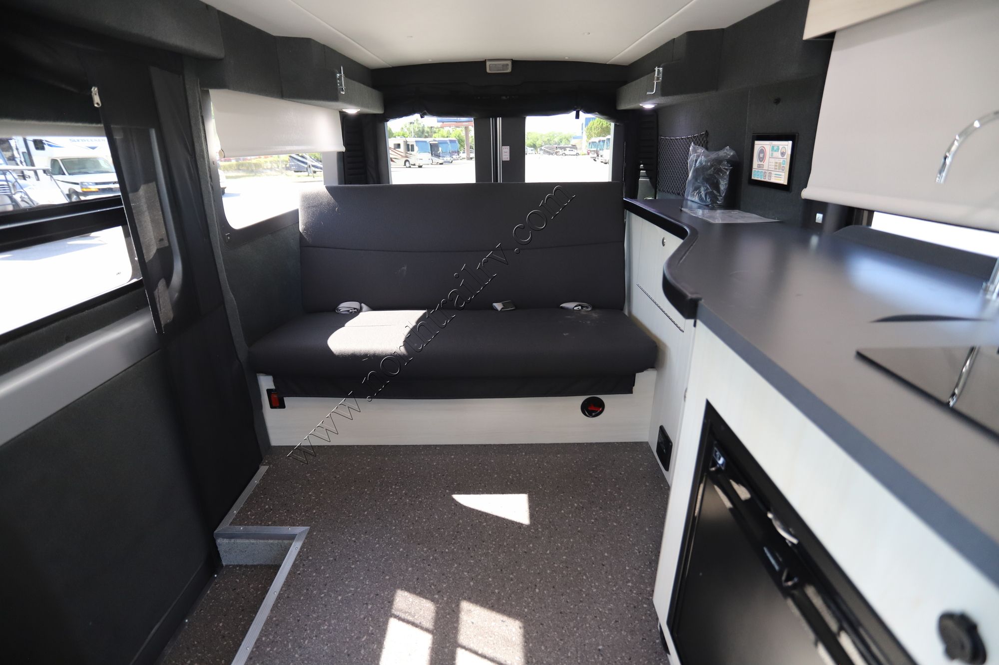 Used 2022 Pleasure-Way Tofino POP-UP Class B  For Sale