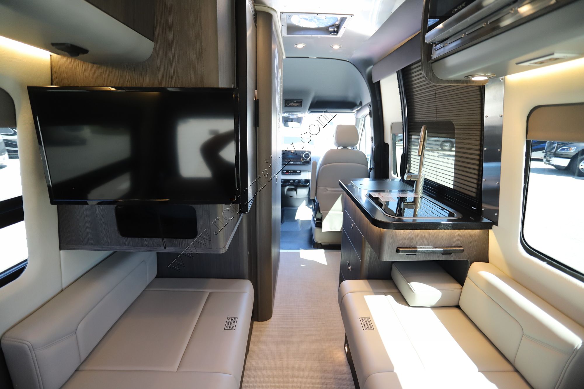 New 2022 Airstream Interstate 19 4X4 Class B  For Sale