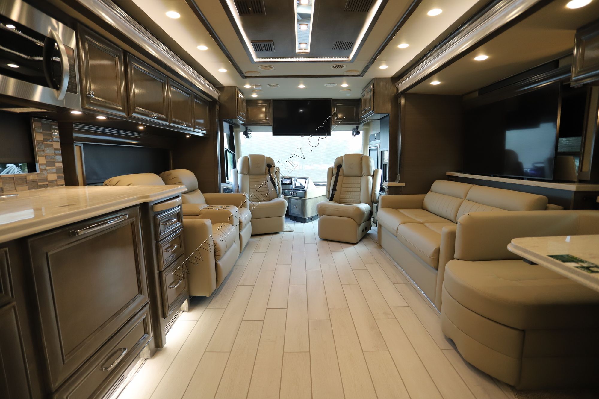 New 2022 Tiffin Motor Homes Phaeton 40IH Class A  For Sale