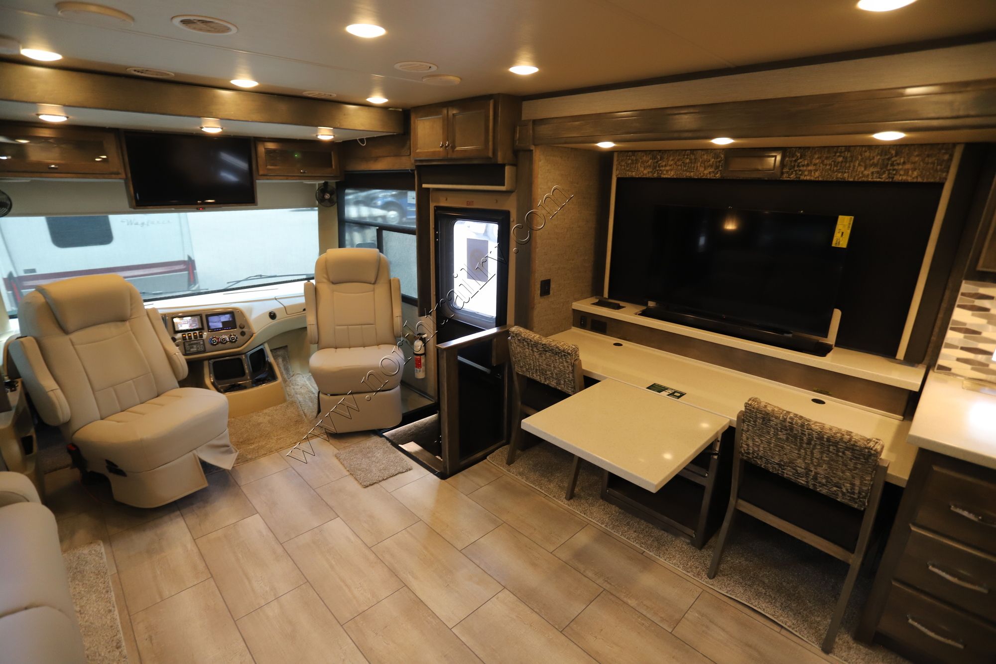 New 2022 Tiffin Motor Homes Allegro 34PA Class A  For Sale