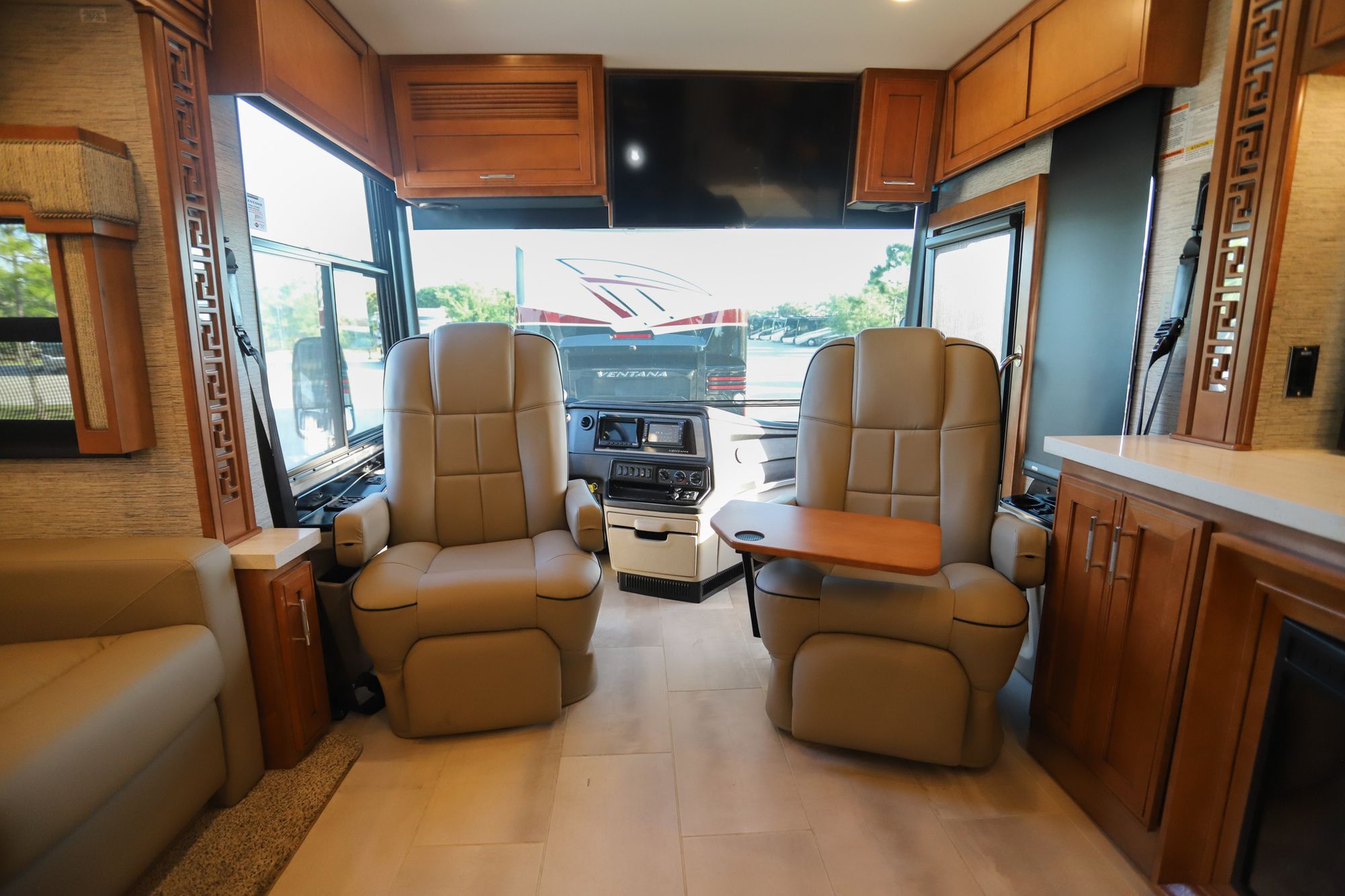 Used 2021 Newmar Ventana 3709 Class A  For Sale