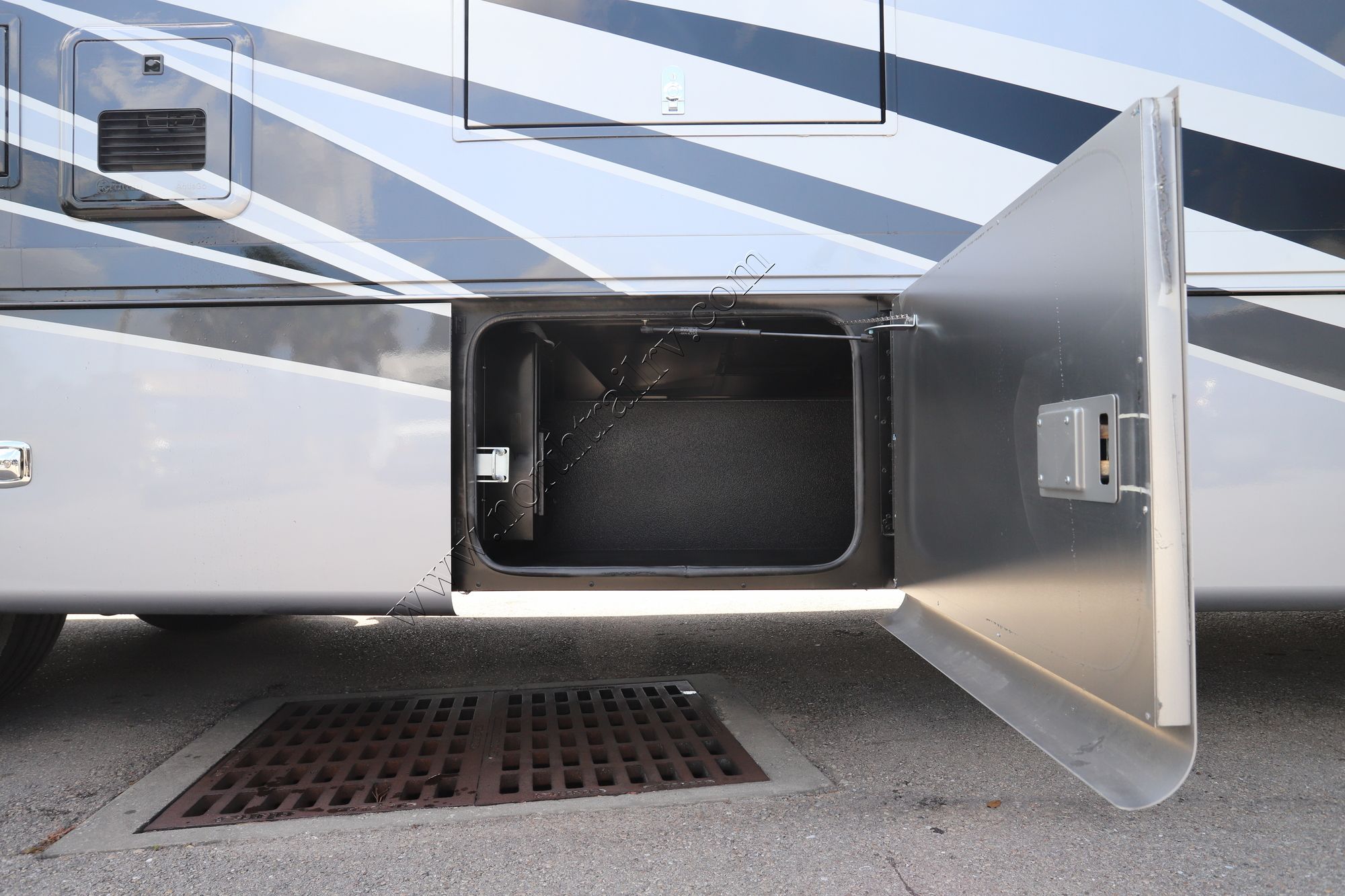 New 2022 Tiffin Motor Homes Allegro 34PA Class A  For Sale