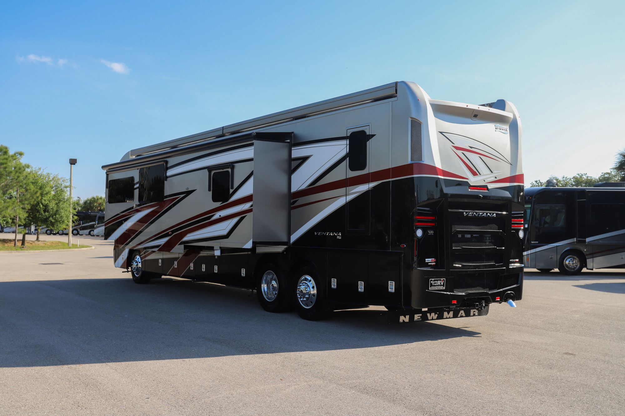 Used 2021 Newmar Ventana 3709 Class A  For Sale