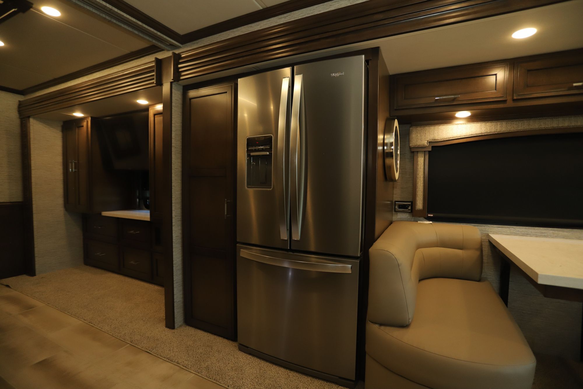 New 2022 Newmar Ventana 4369 Class A  For Sale