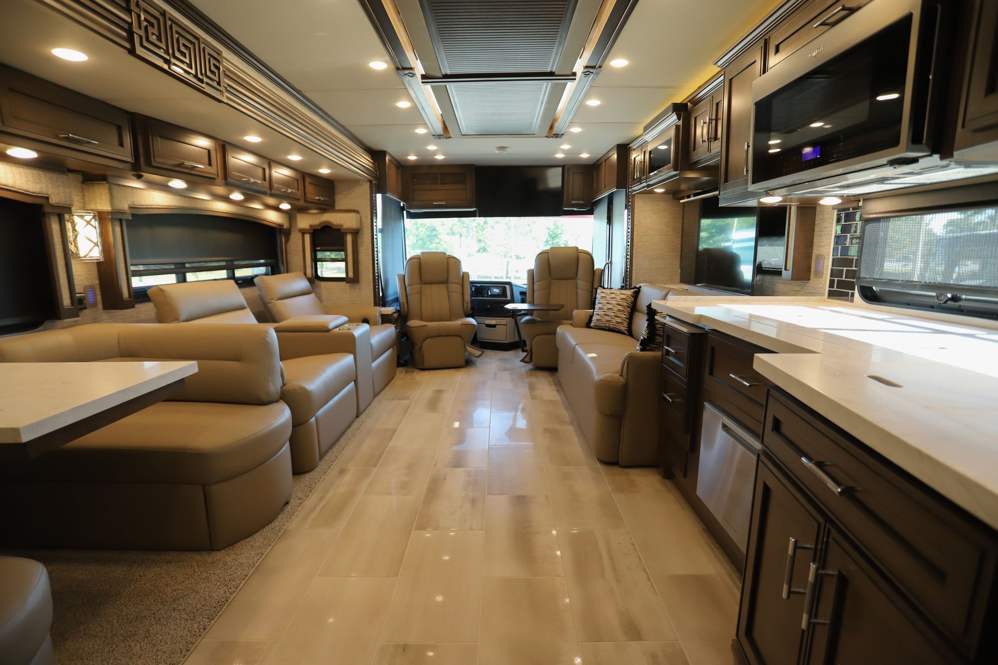 New 2022 Newmar Ventana 4369 Class A  For Sale