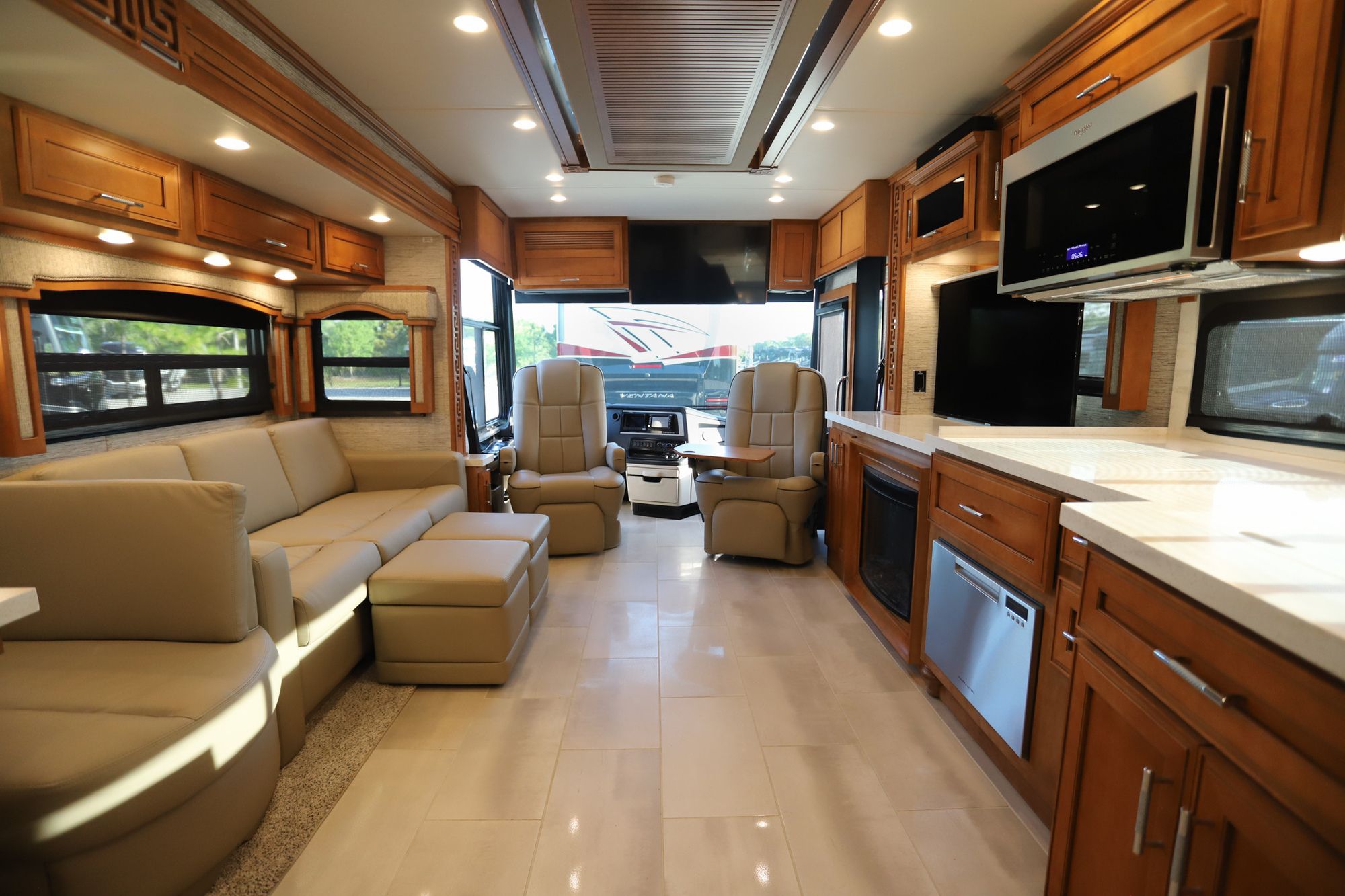 Used 2021 Newmar Ventana 3709 Class A  For Sale