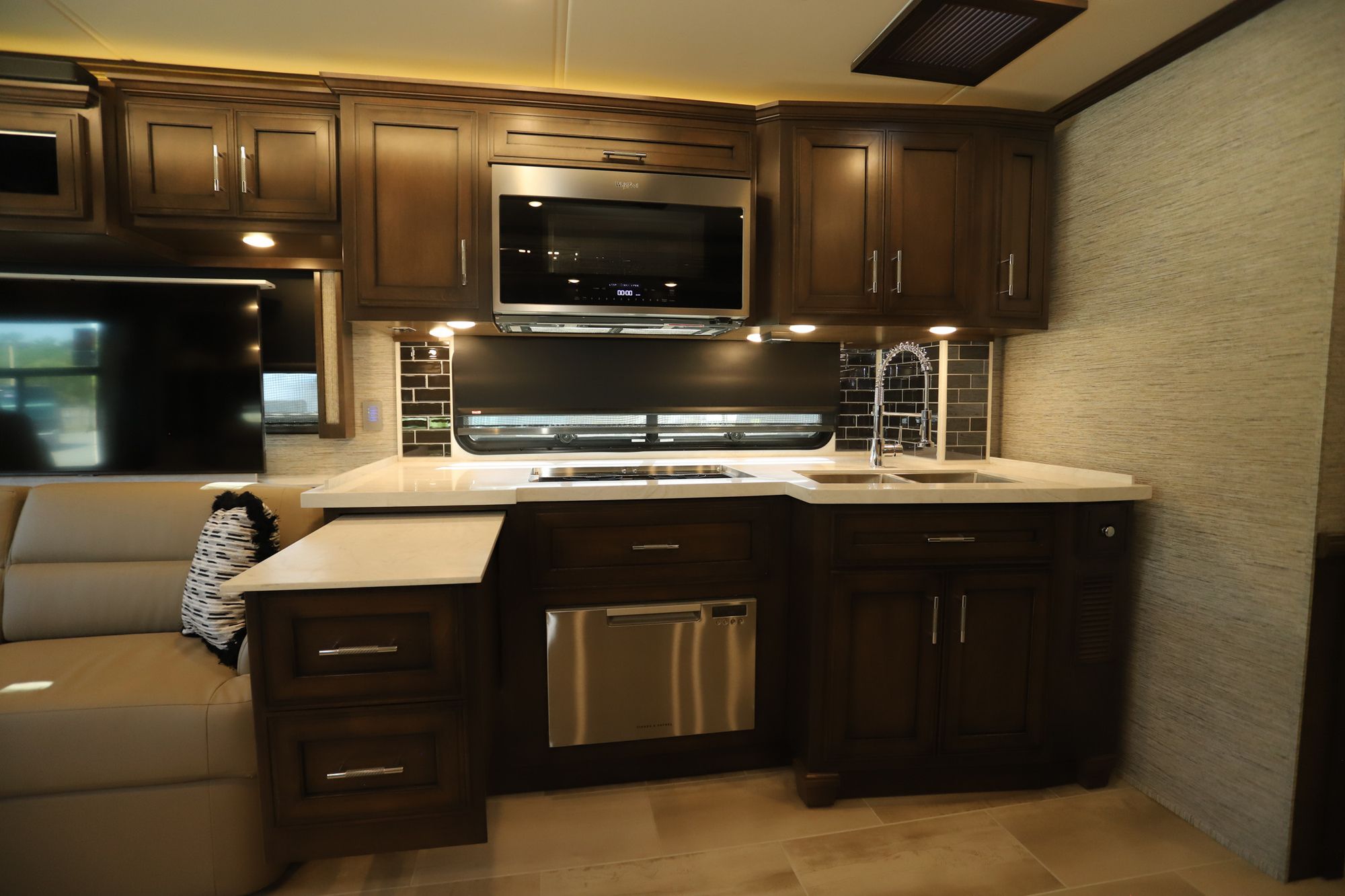 New 2022 Newmar Ventana 4369 Class A  For Sale