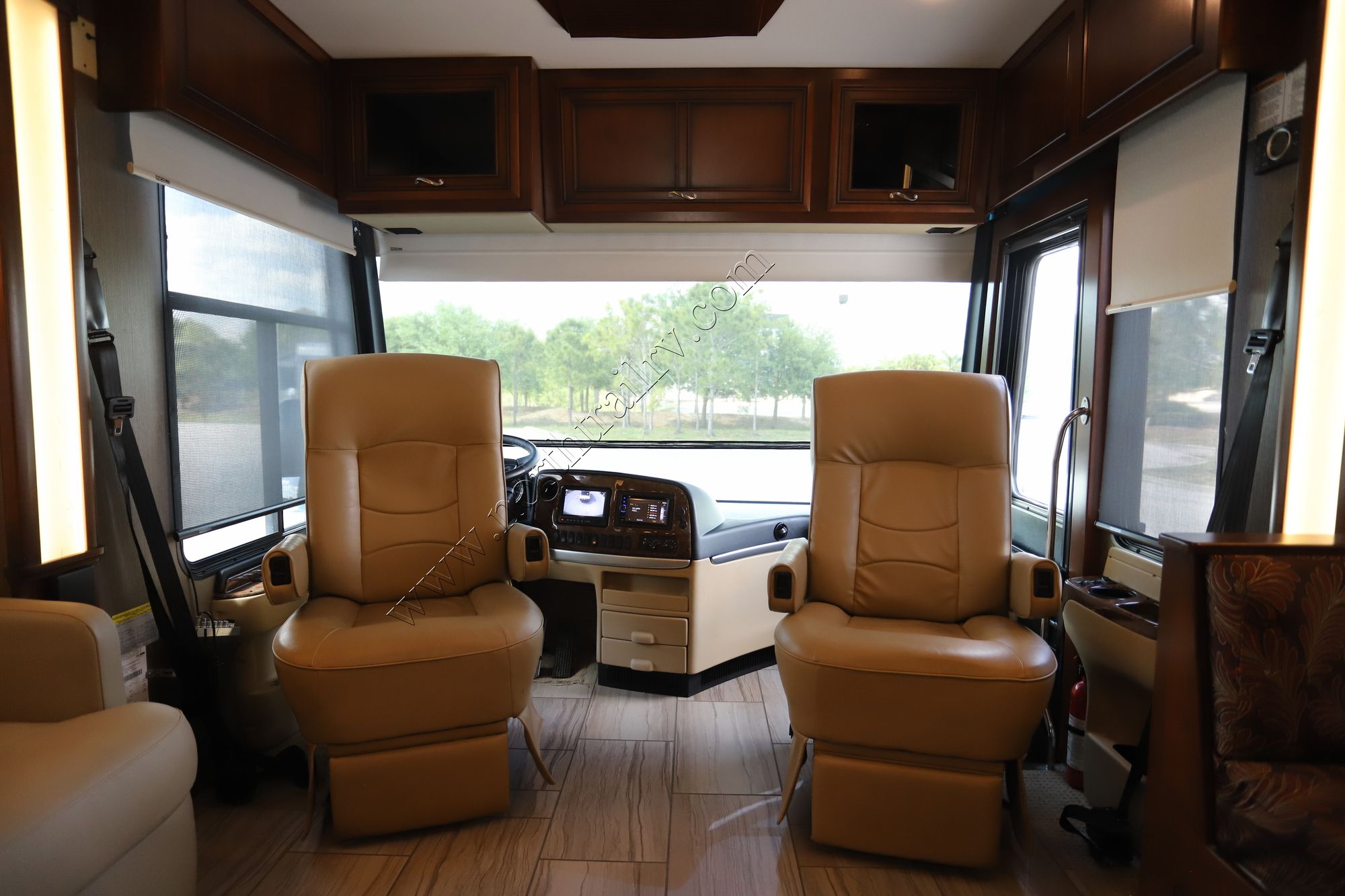 Used 2014 Newmar Ventana 3436 Class A  For Sale